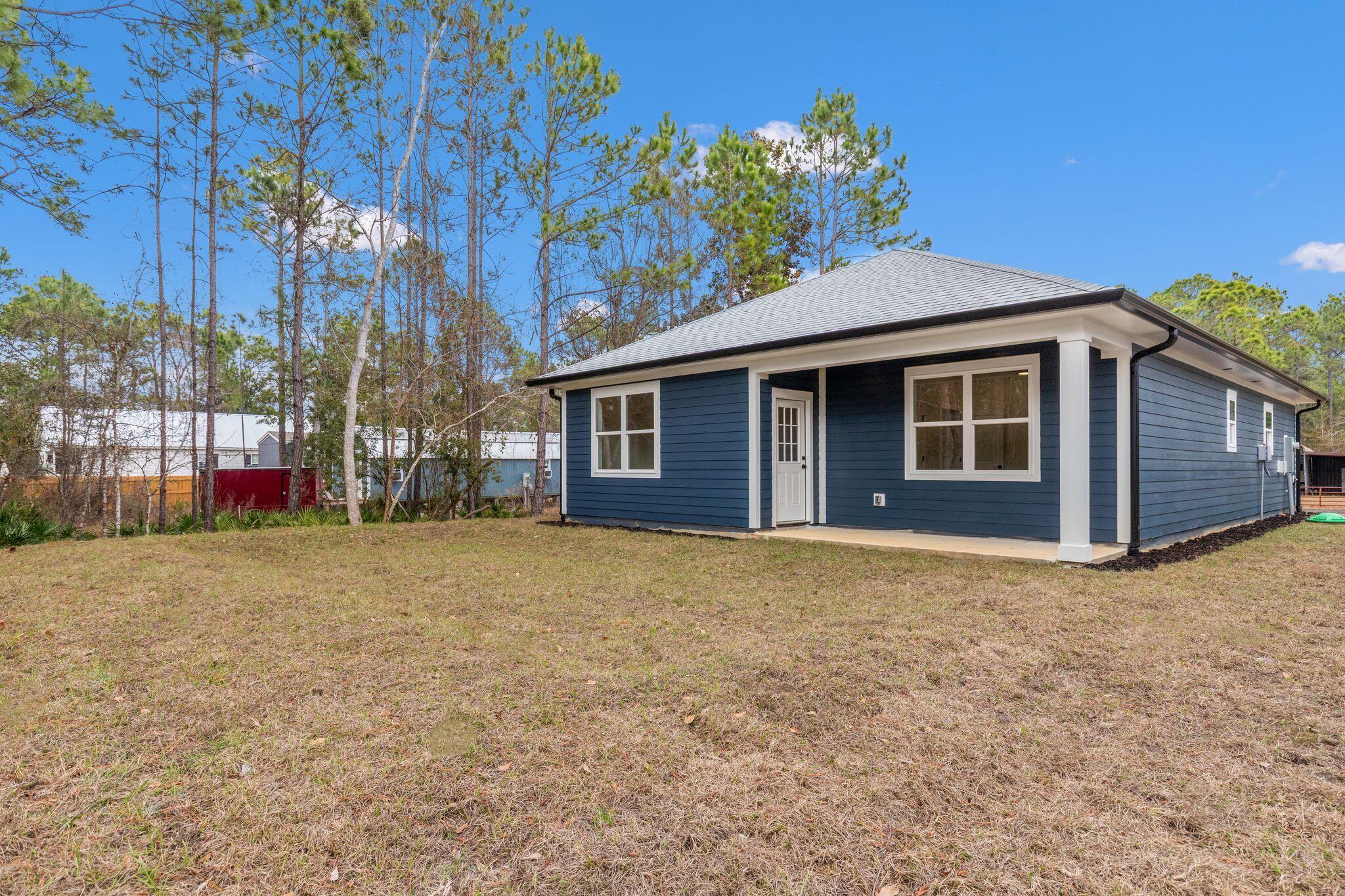 TOWN OF SANTA ROSA - Residential Lease