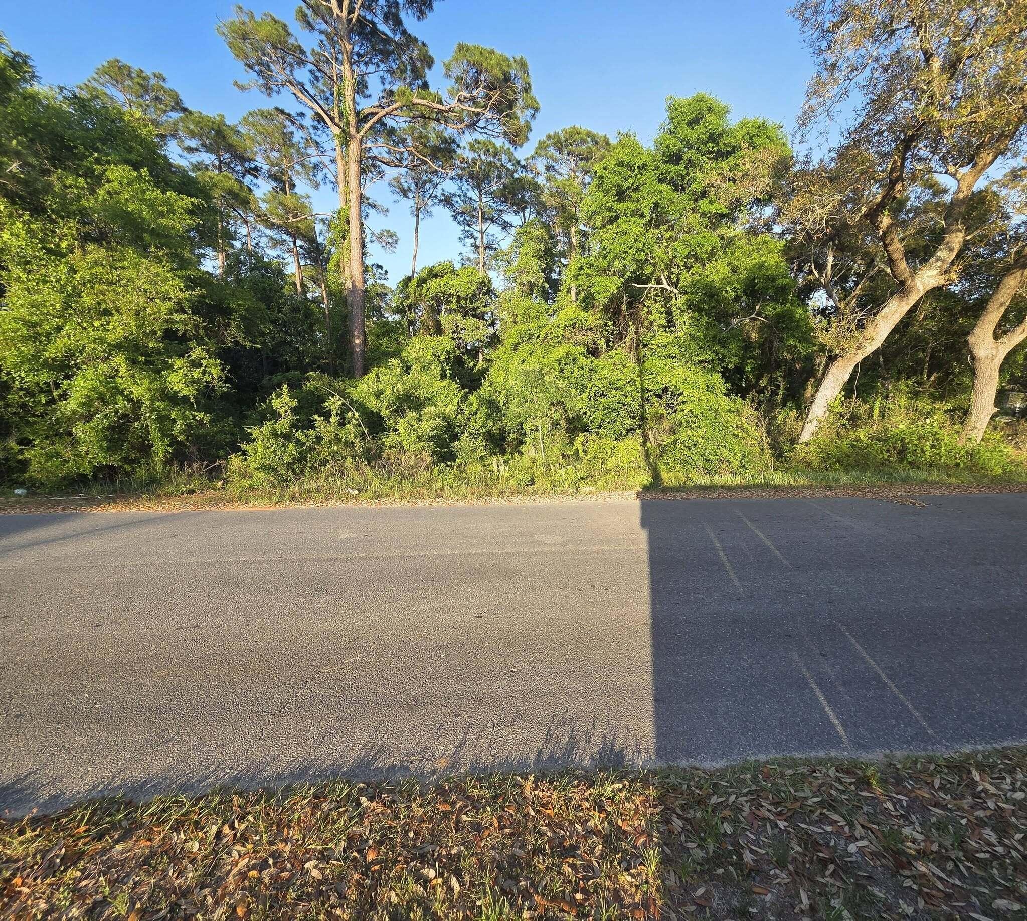 EAST BAY HEIGHTS - Land