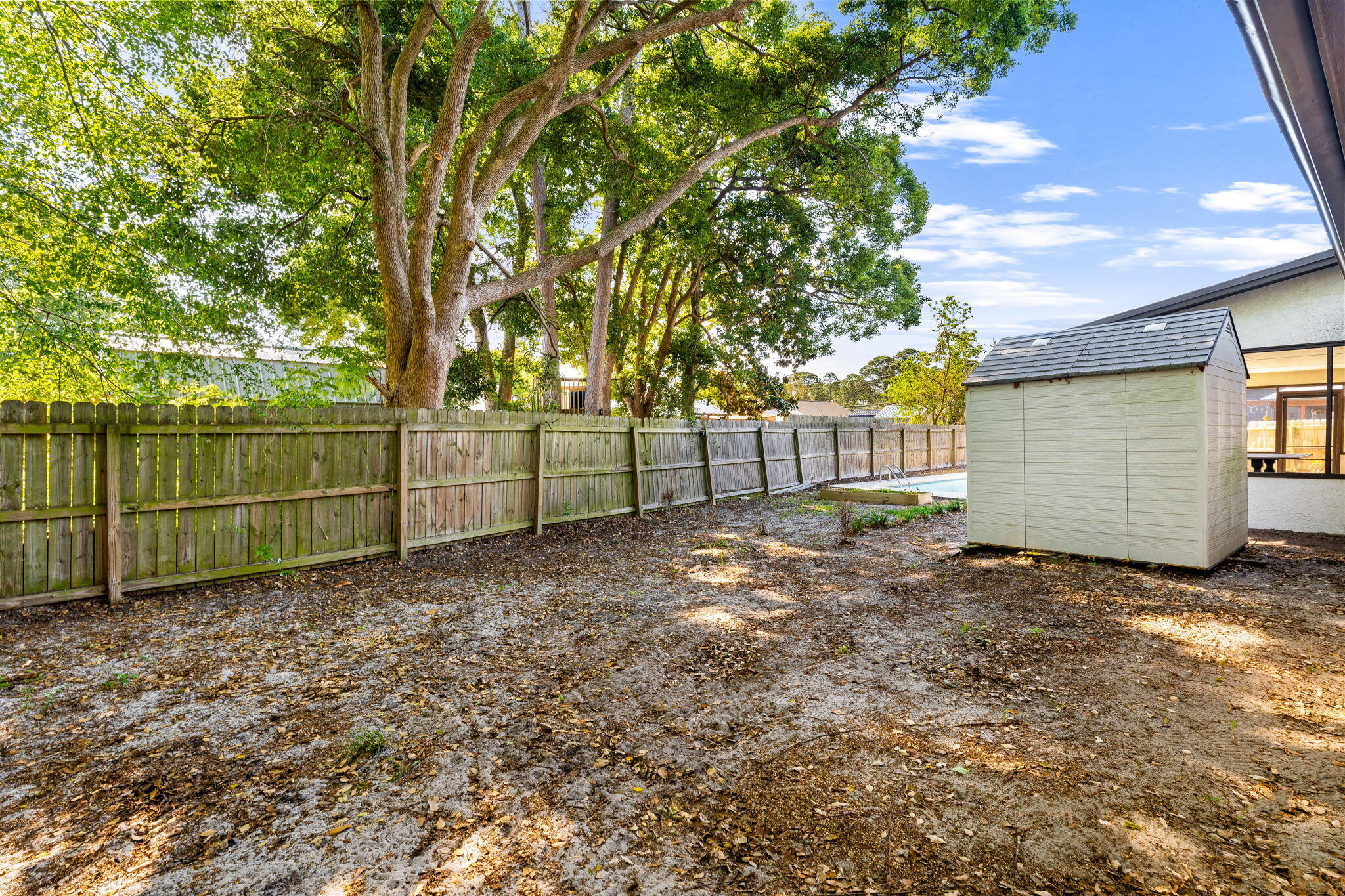 NORTH LAGOON OAKS 5th Addition - Residential