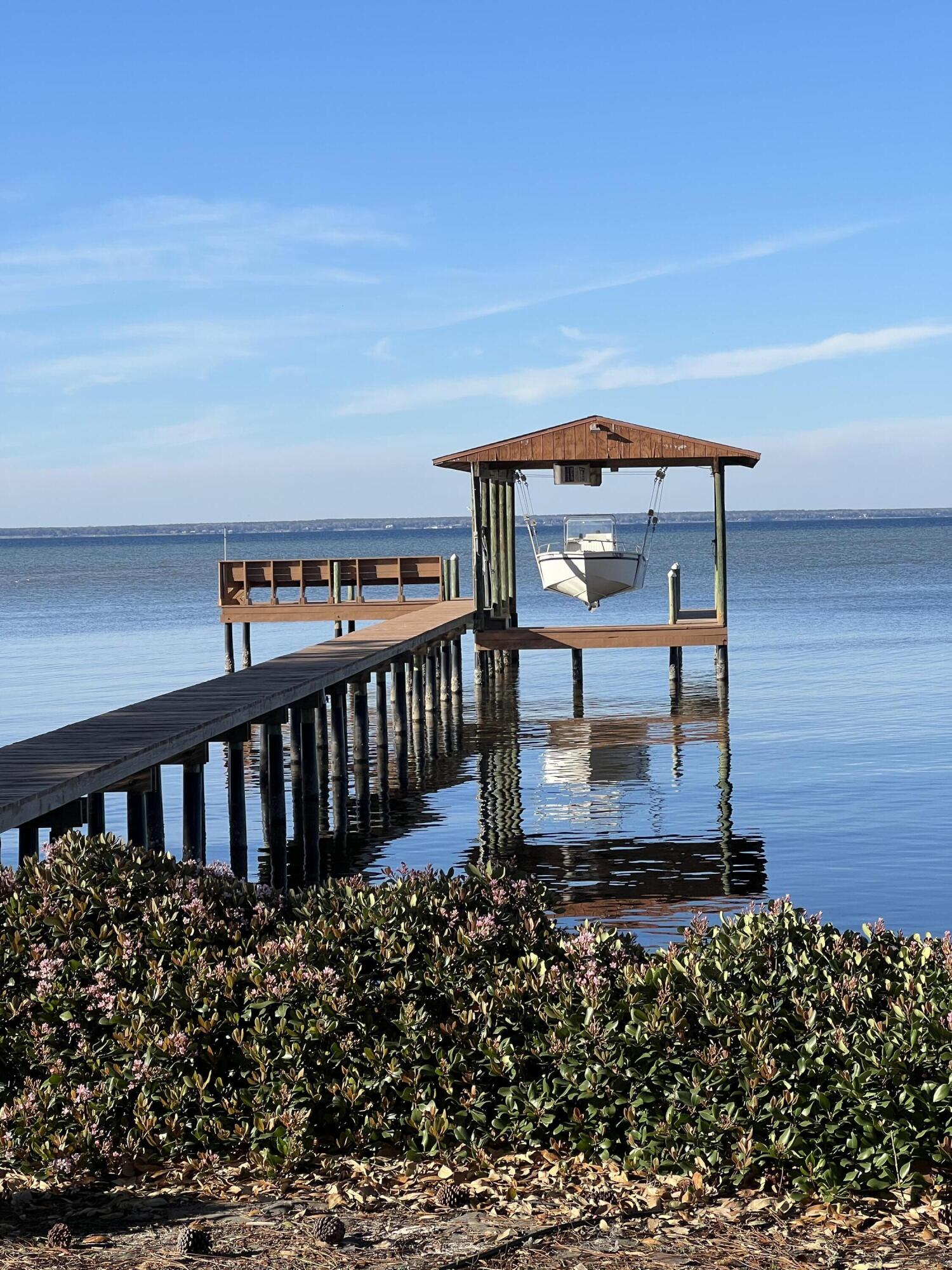 BAYSIDE - Residential