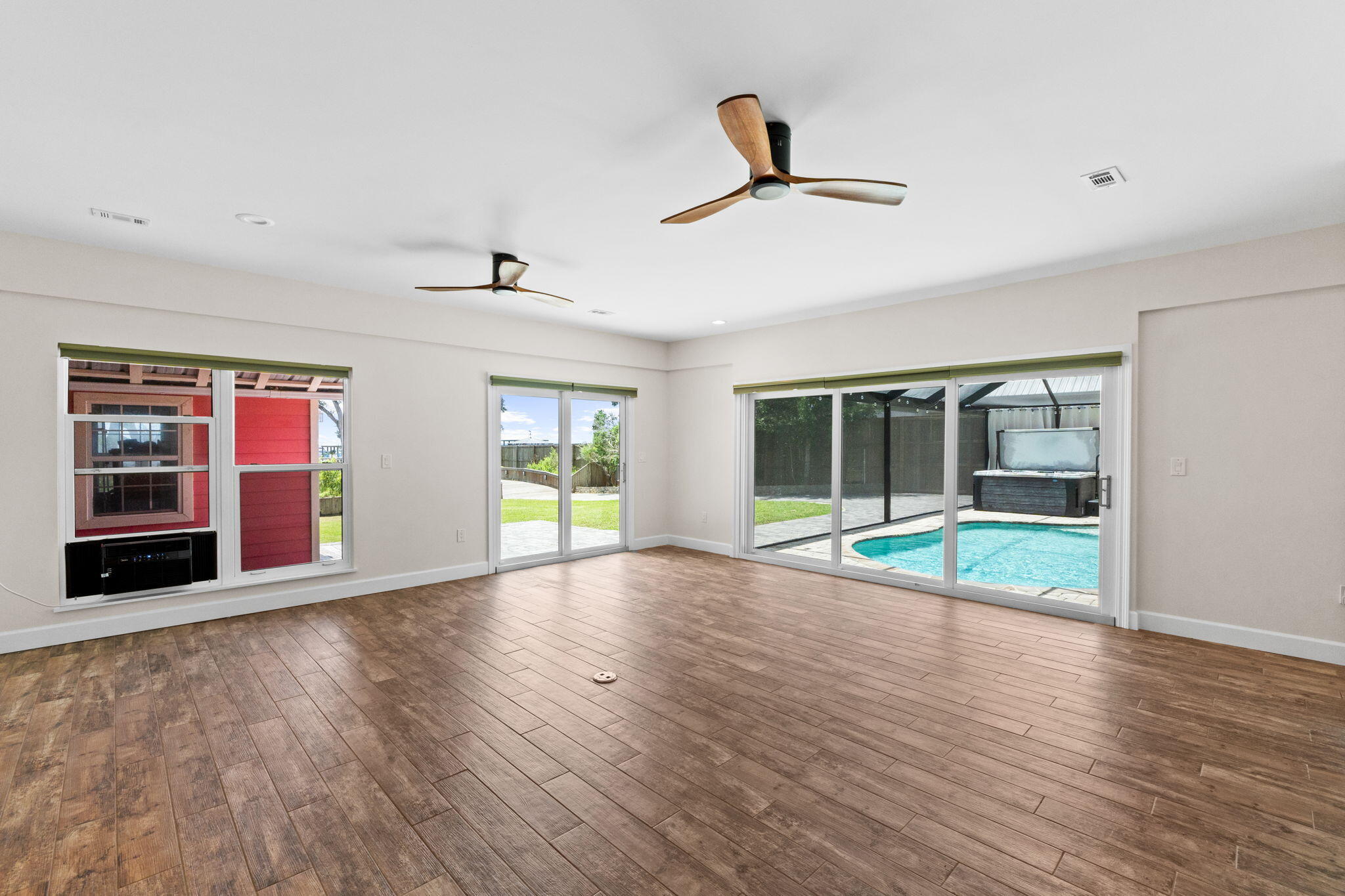 NO RECORDED SUBDIVISION - Residential