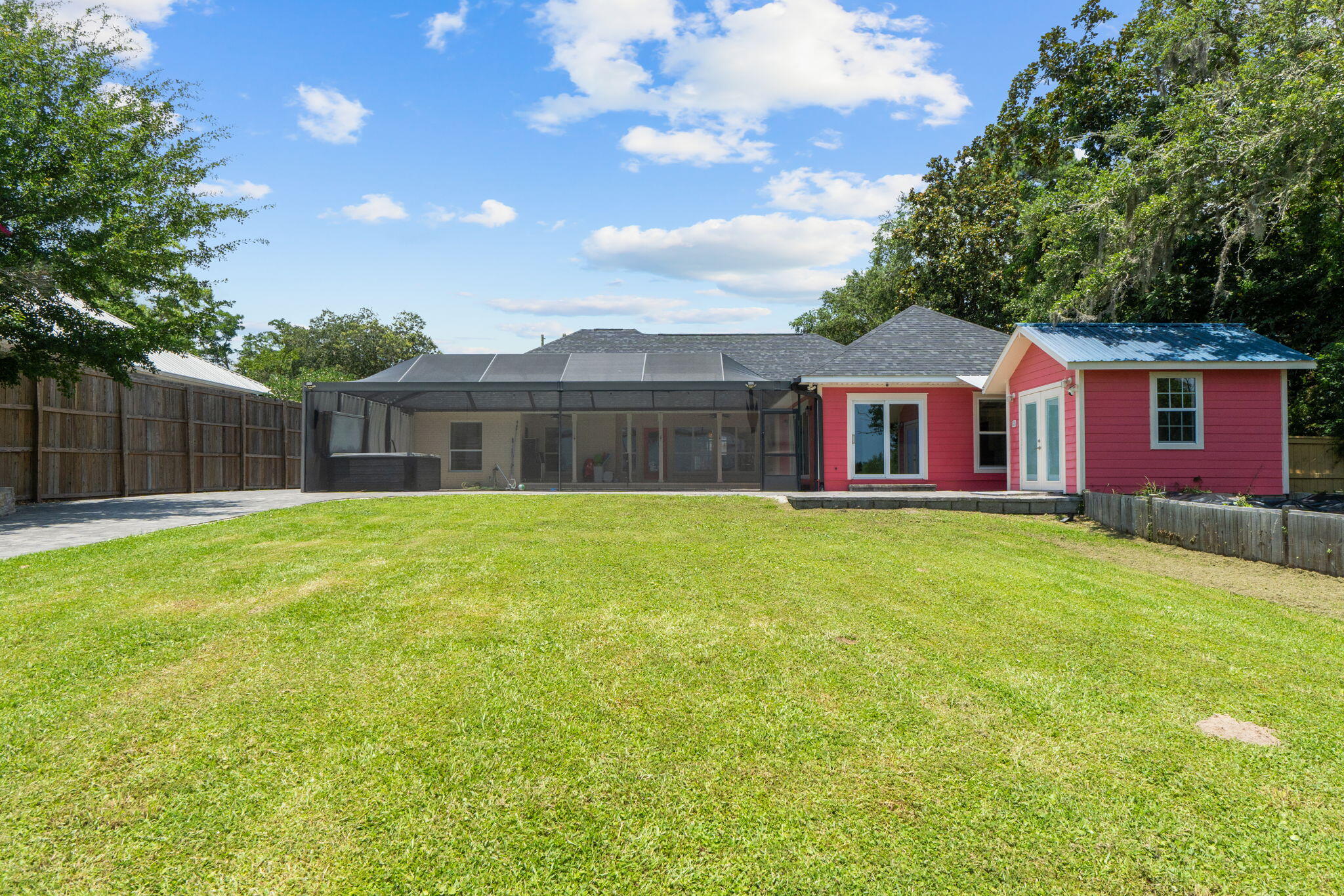 NO RECORDED SUBDIVISION - Residential