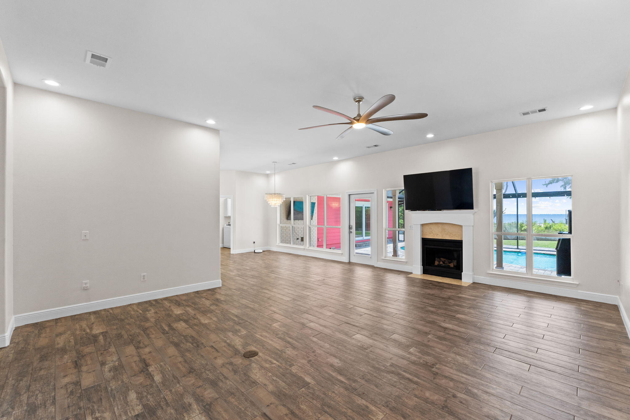 NO RECORDED SUBDIVISION - Residential