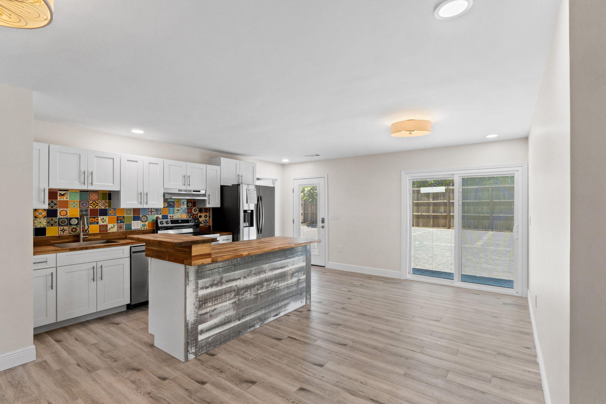 NO RECORDED SUBDIVISION - Residential
