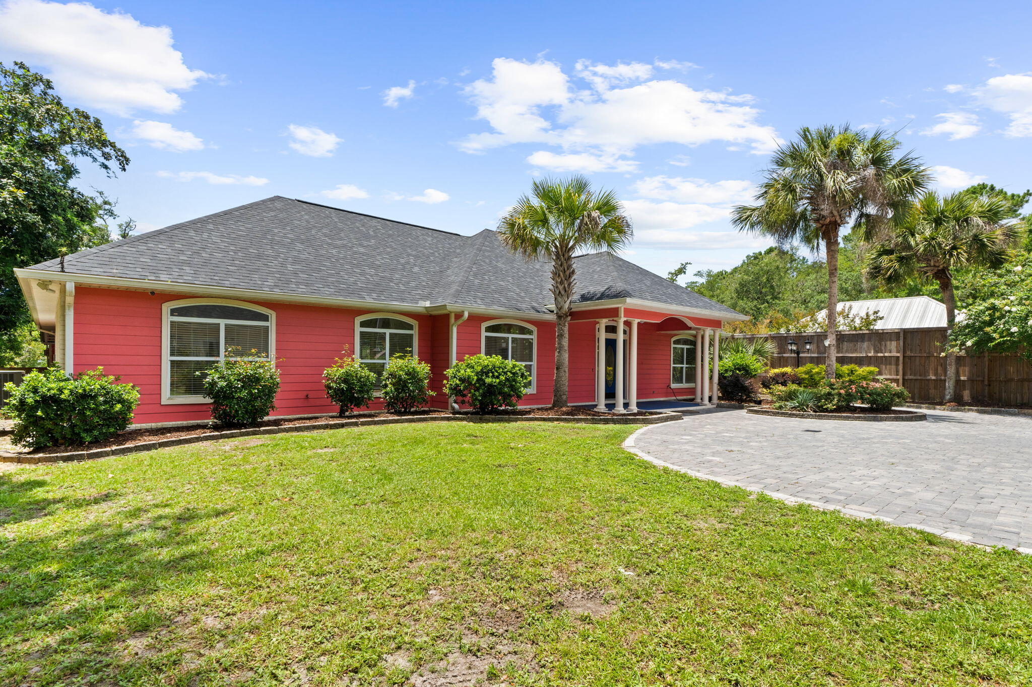 NO RECORDED SUBDIVISION - Residential