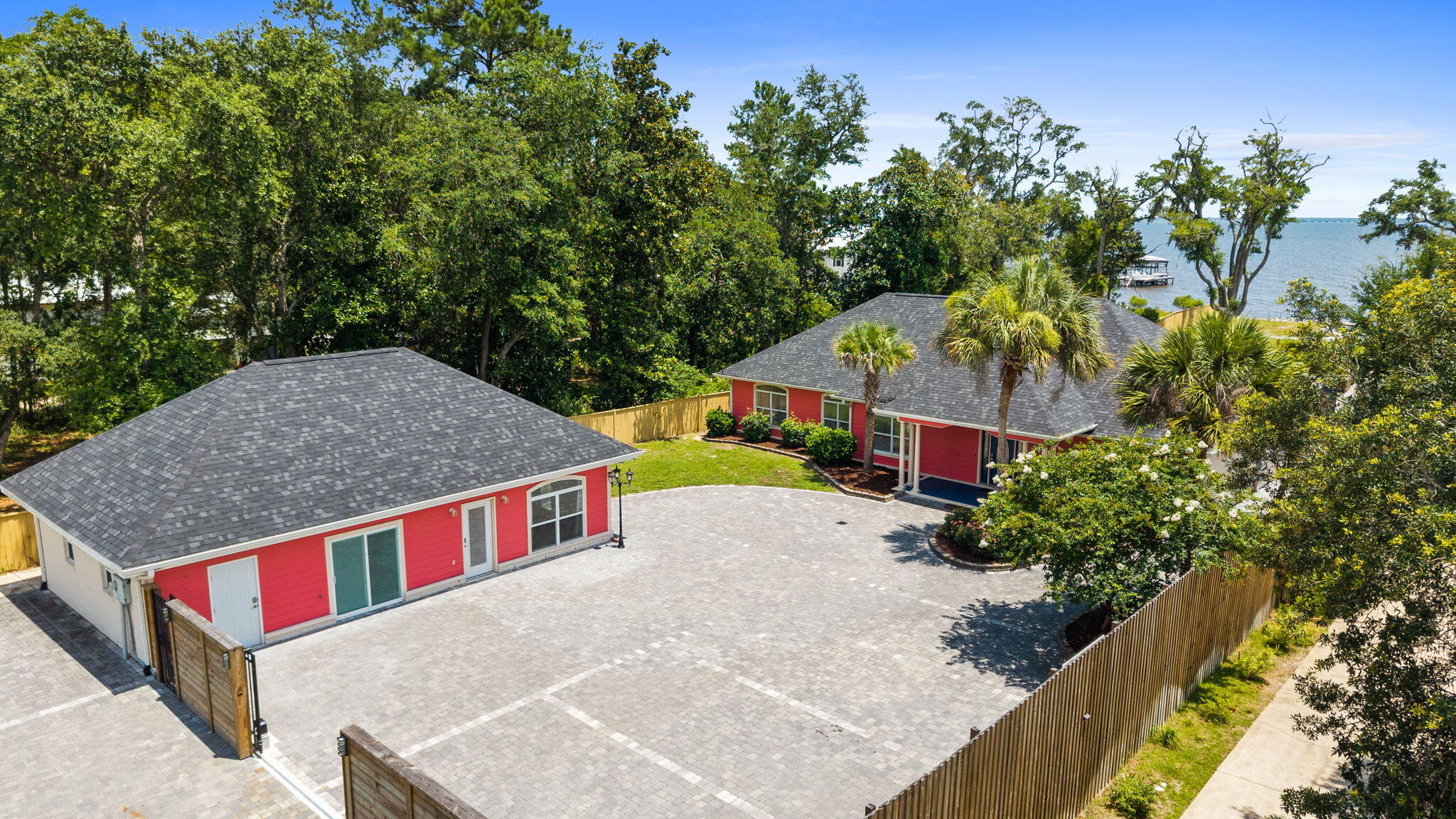 NO RECORDED SUBDIVISION - Residential