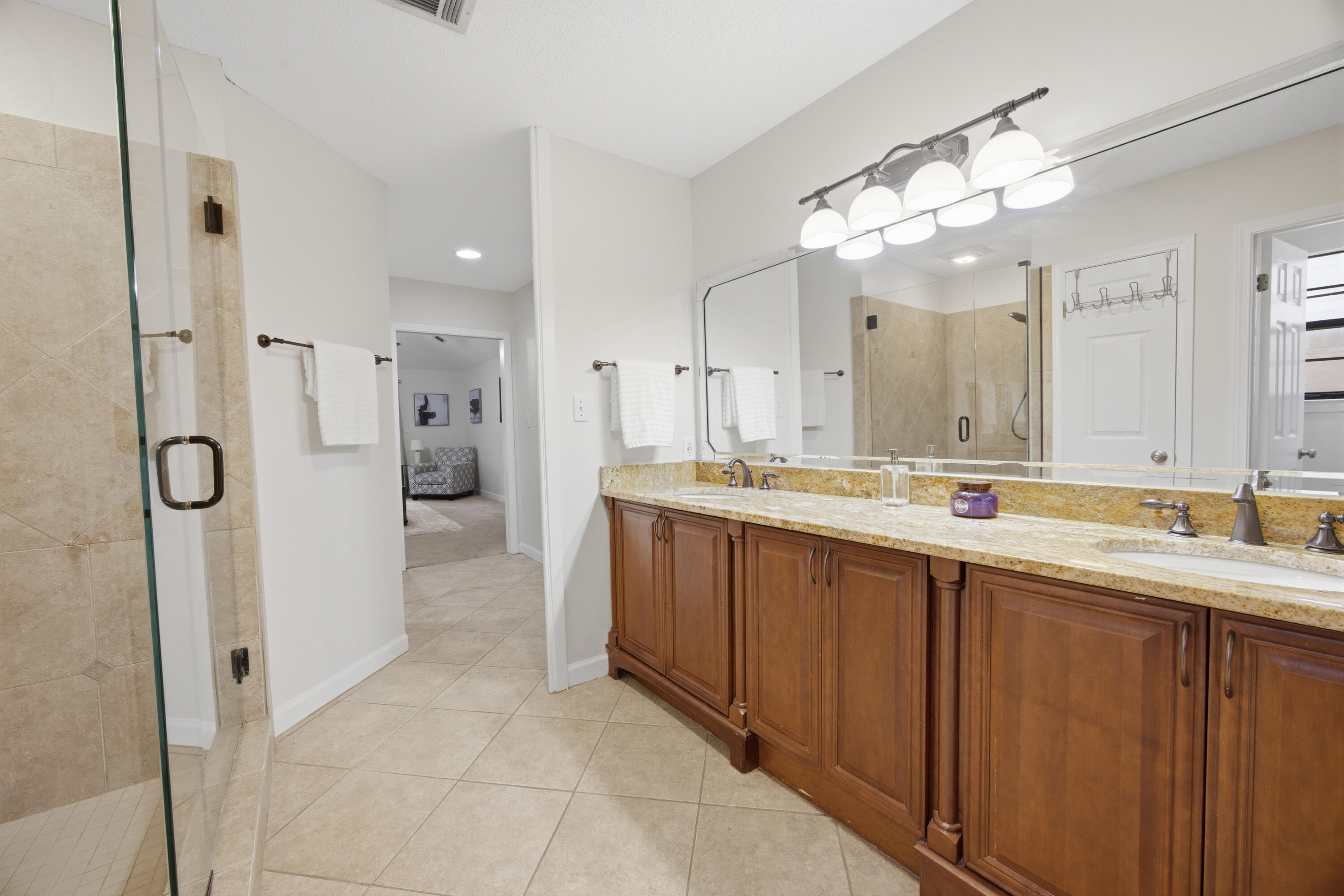LAKE POINTE - Residential