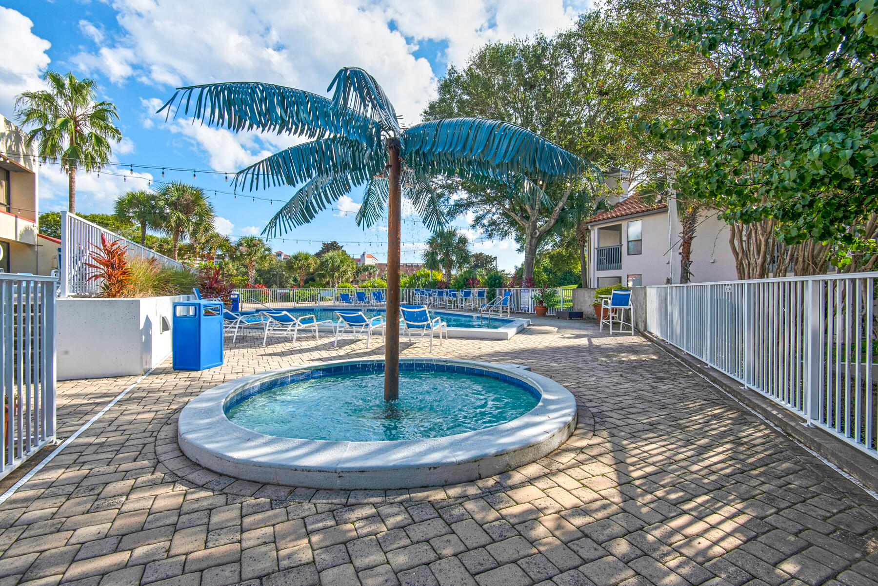 TIDES AT TOPS'L - Residential