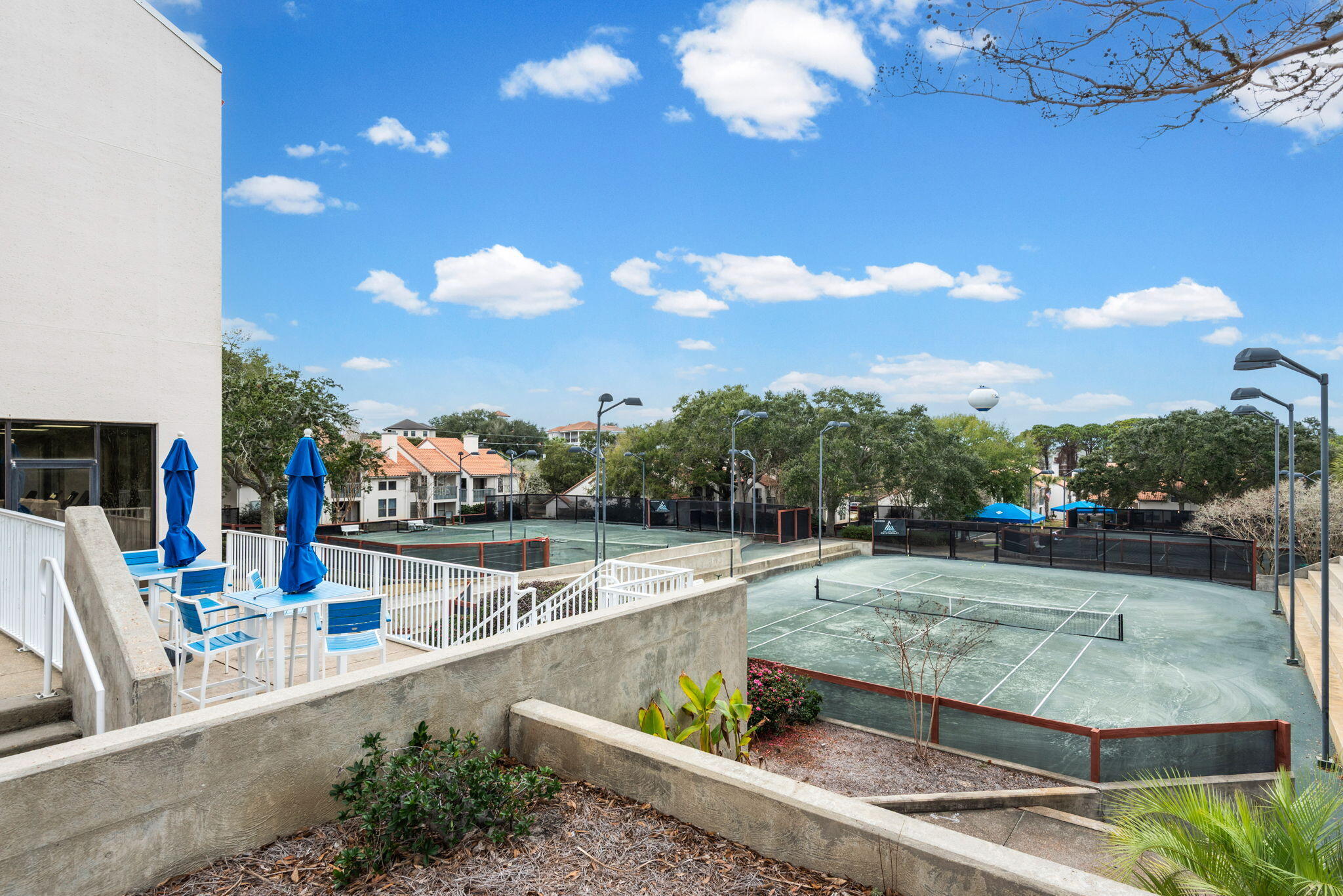 TIDES AT TOPS'L - Residential