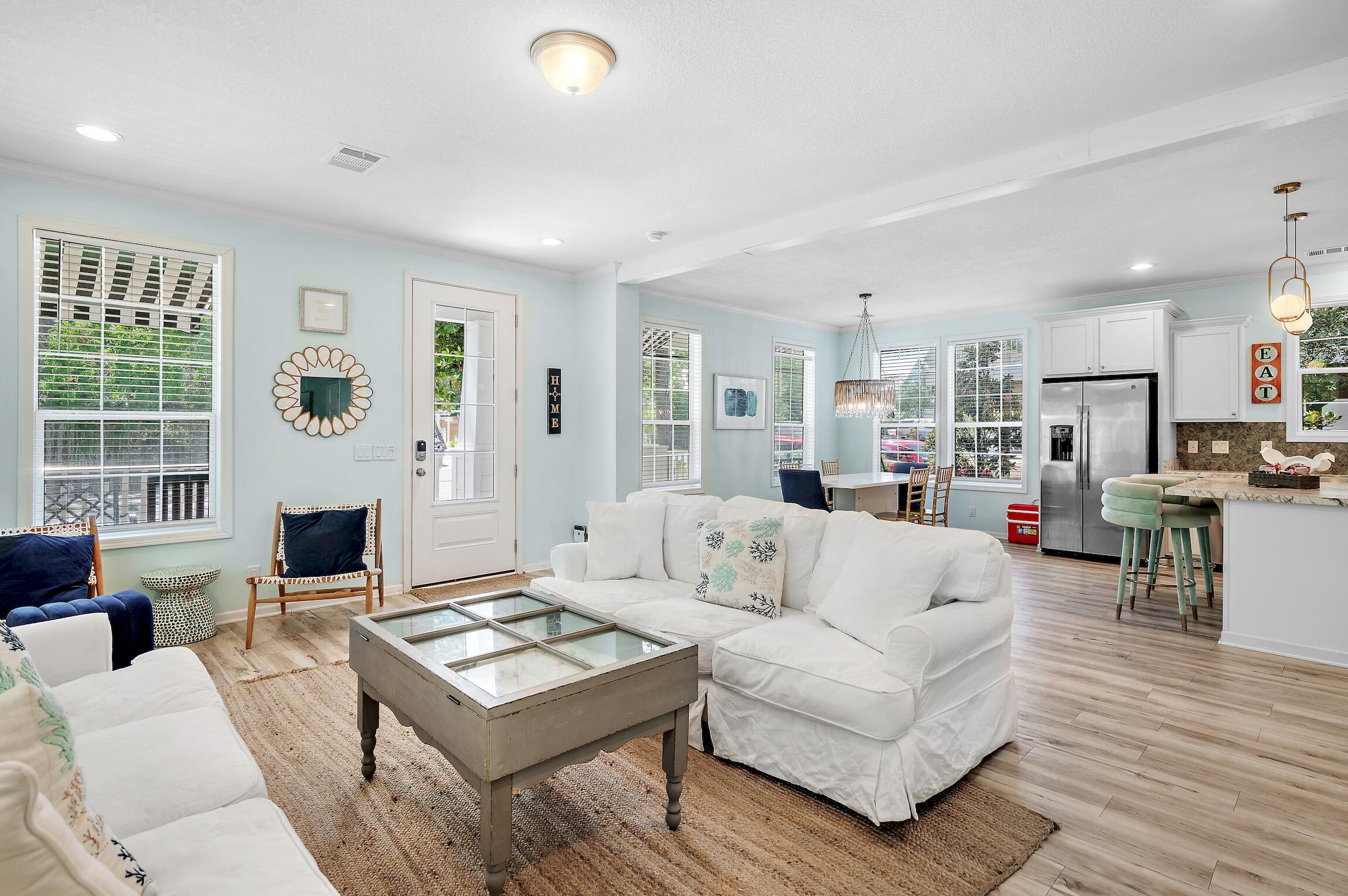 GULF SHORE MANOR - Residential