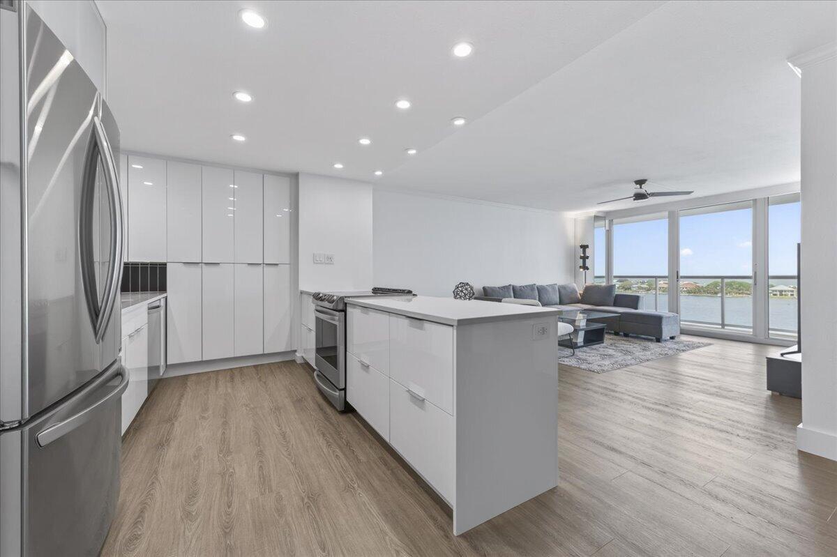 Sabine Yacht and Racquet Club - Residential