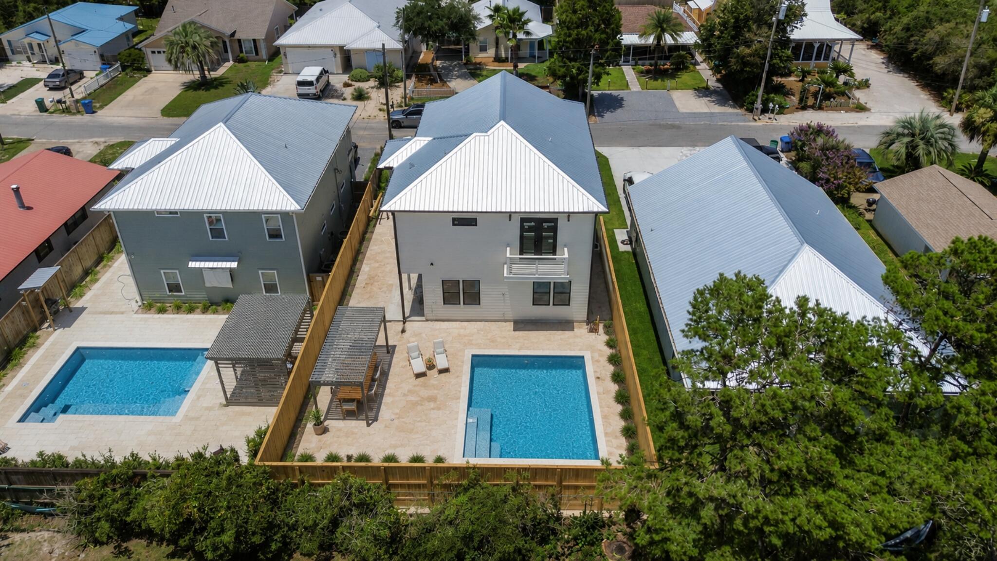 RIVIERA BEACH - Residential