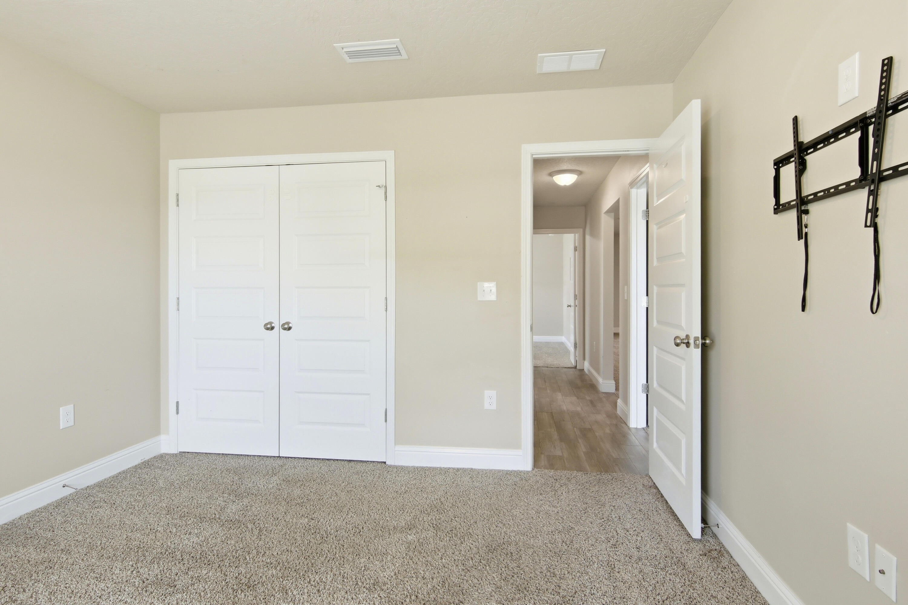 CHANAN ESTATES 1ST ADDN - Residential