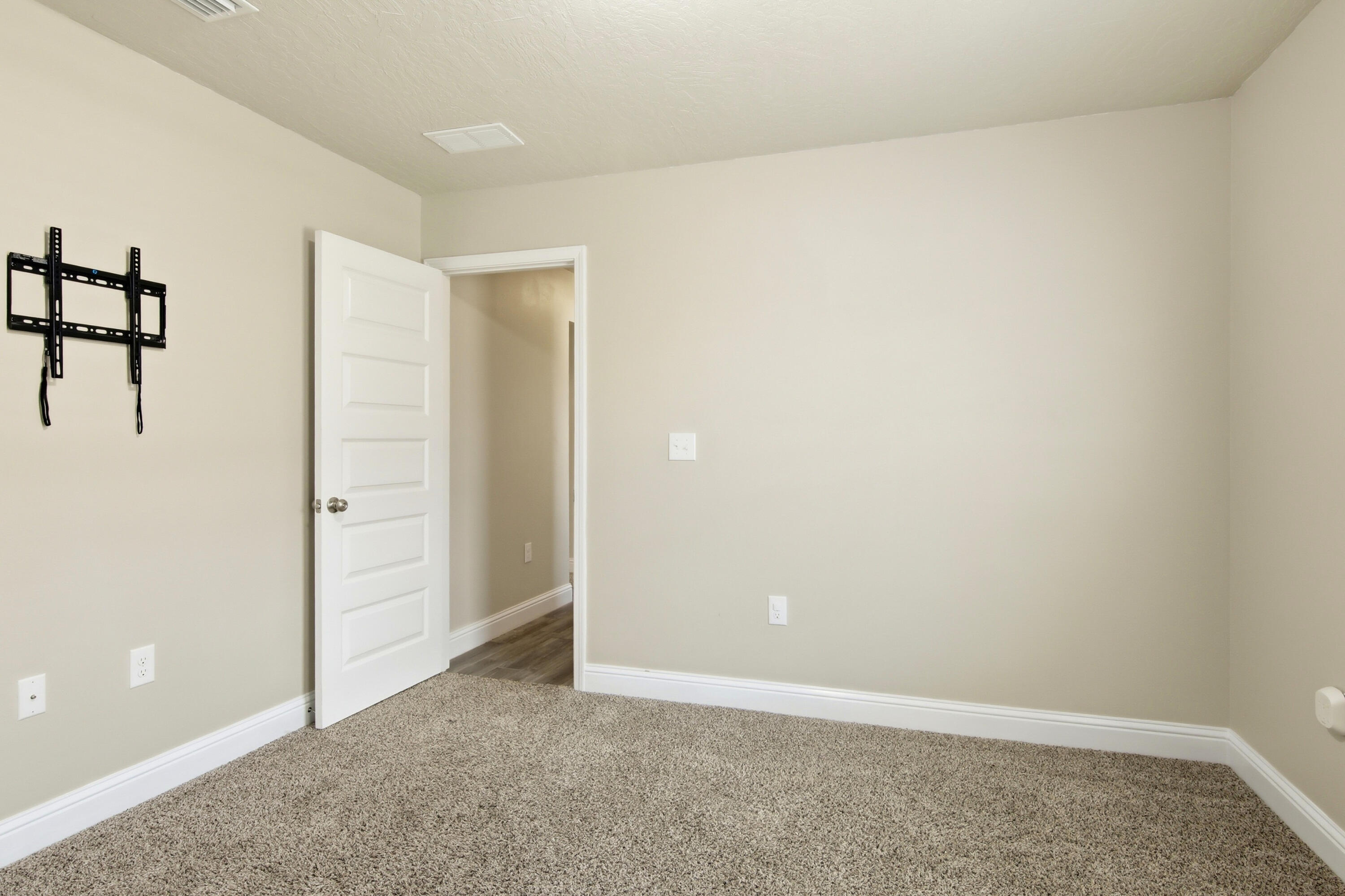 CHANAN ESTATES 1ST ADDN - Residential