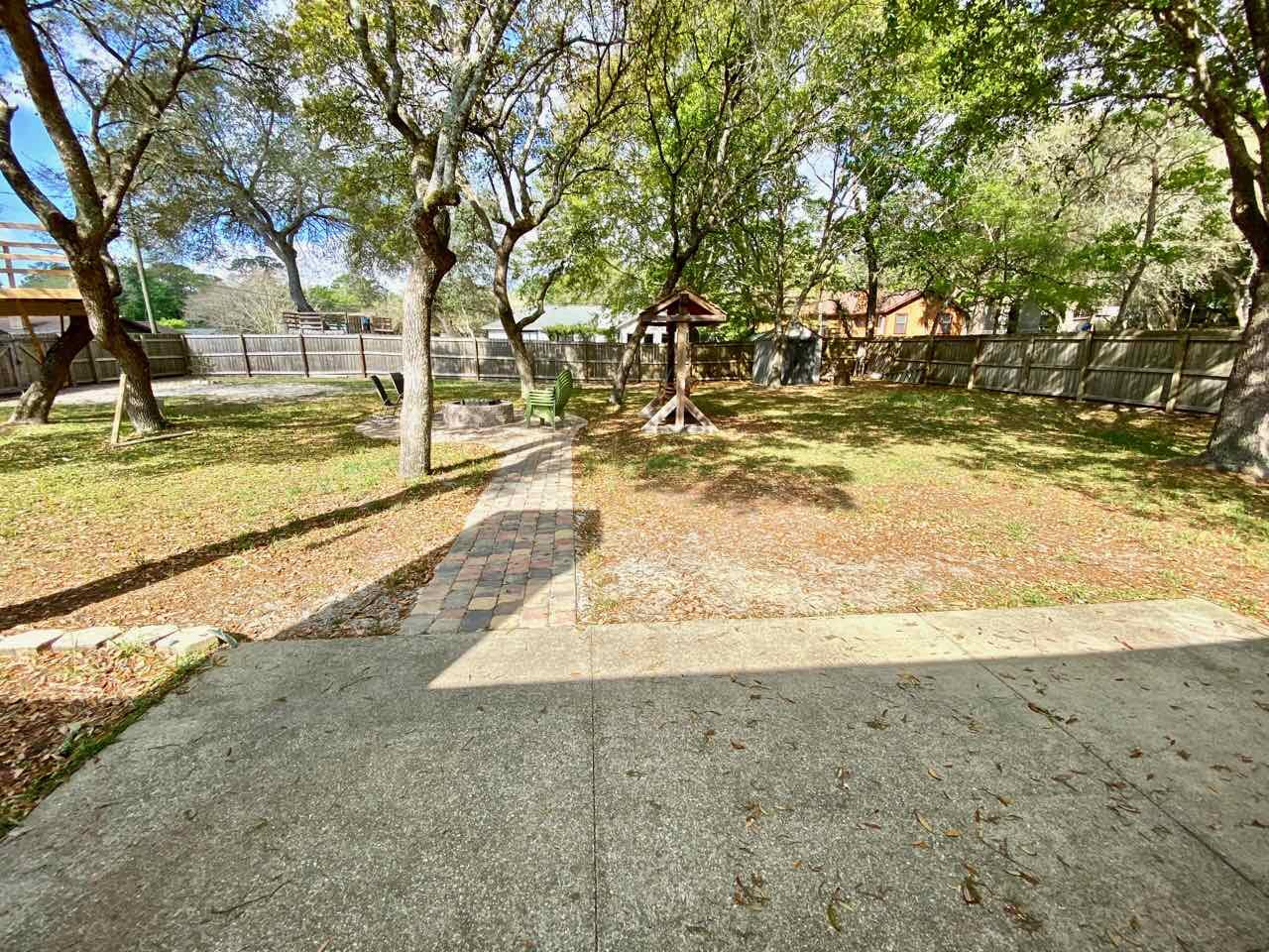 PINECREST - Residential Lease