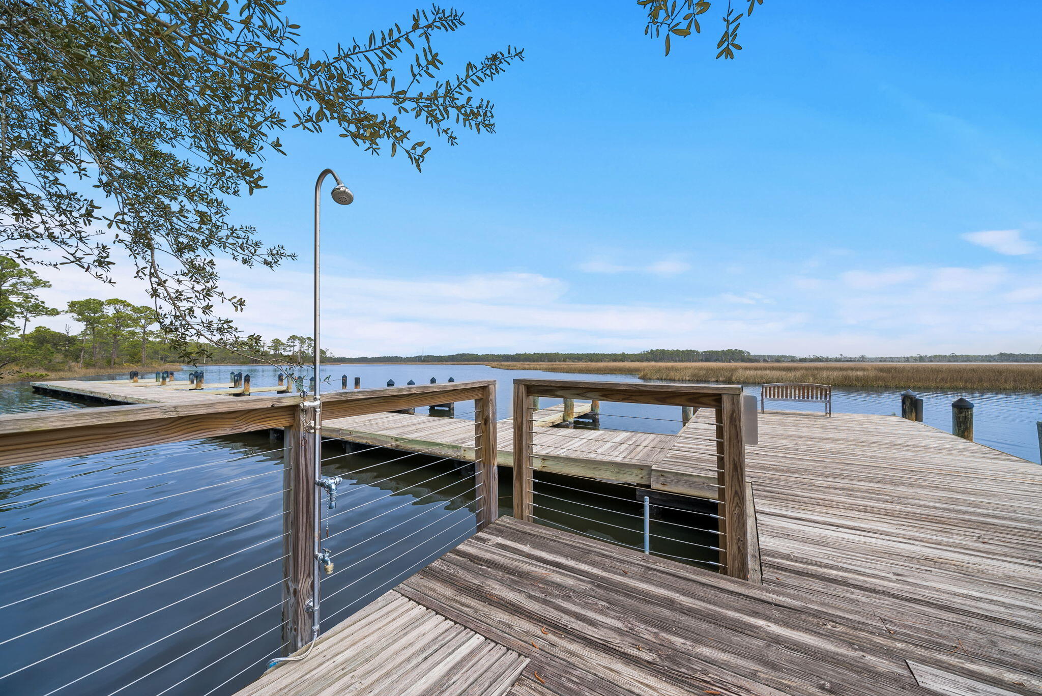 RIVERCAMPS ON CROOKED CREEK - Residential