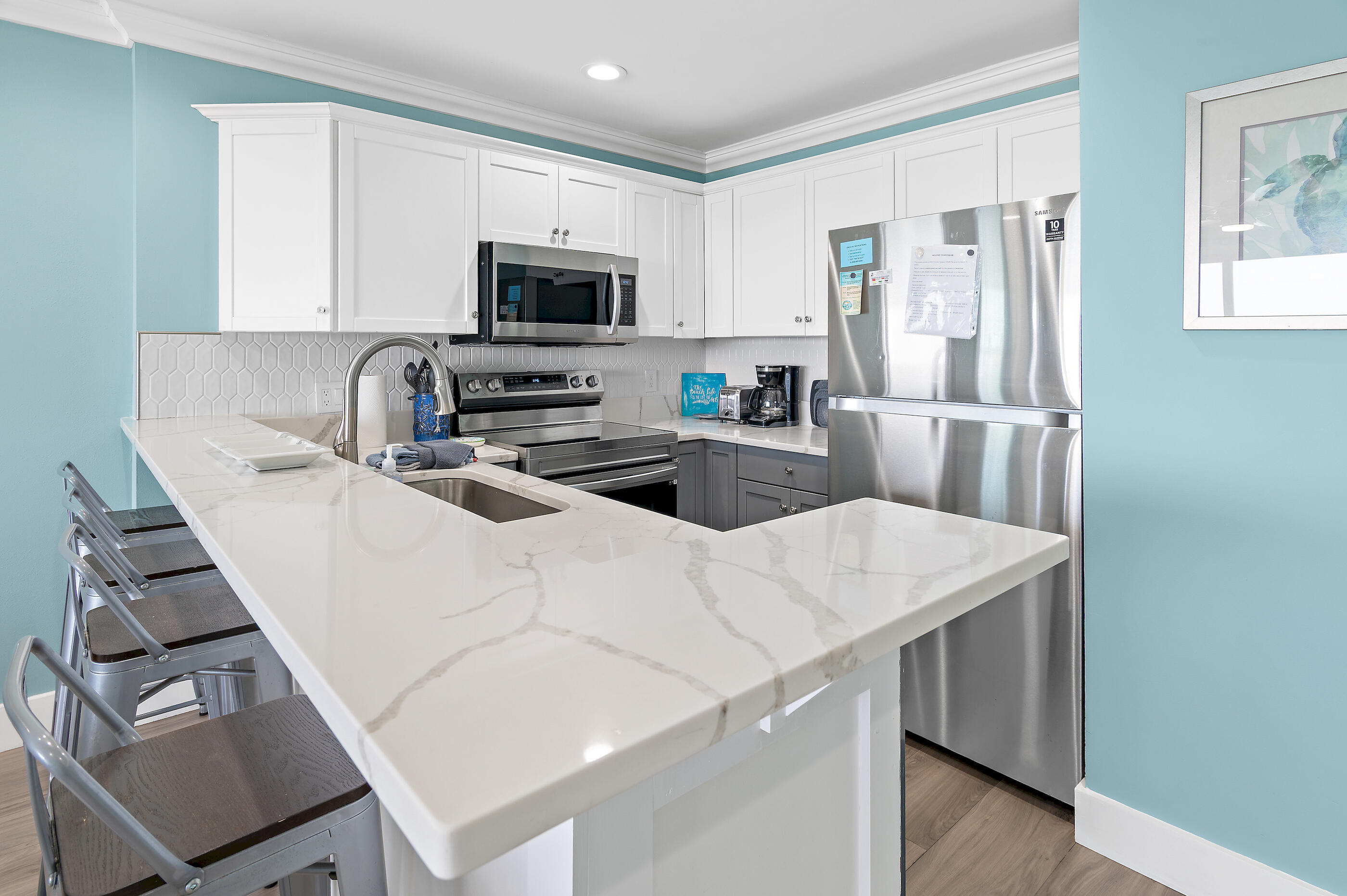 MISTRAL CONDO - Residential