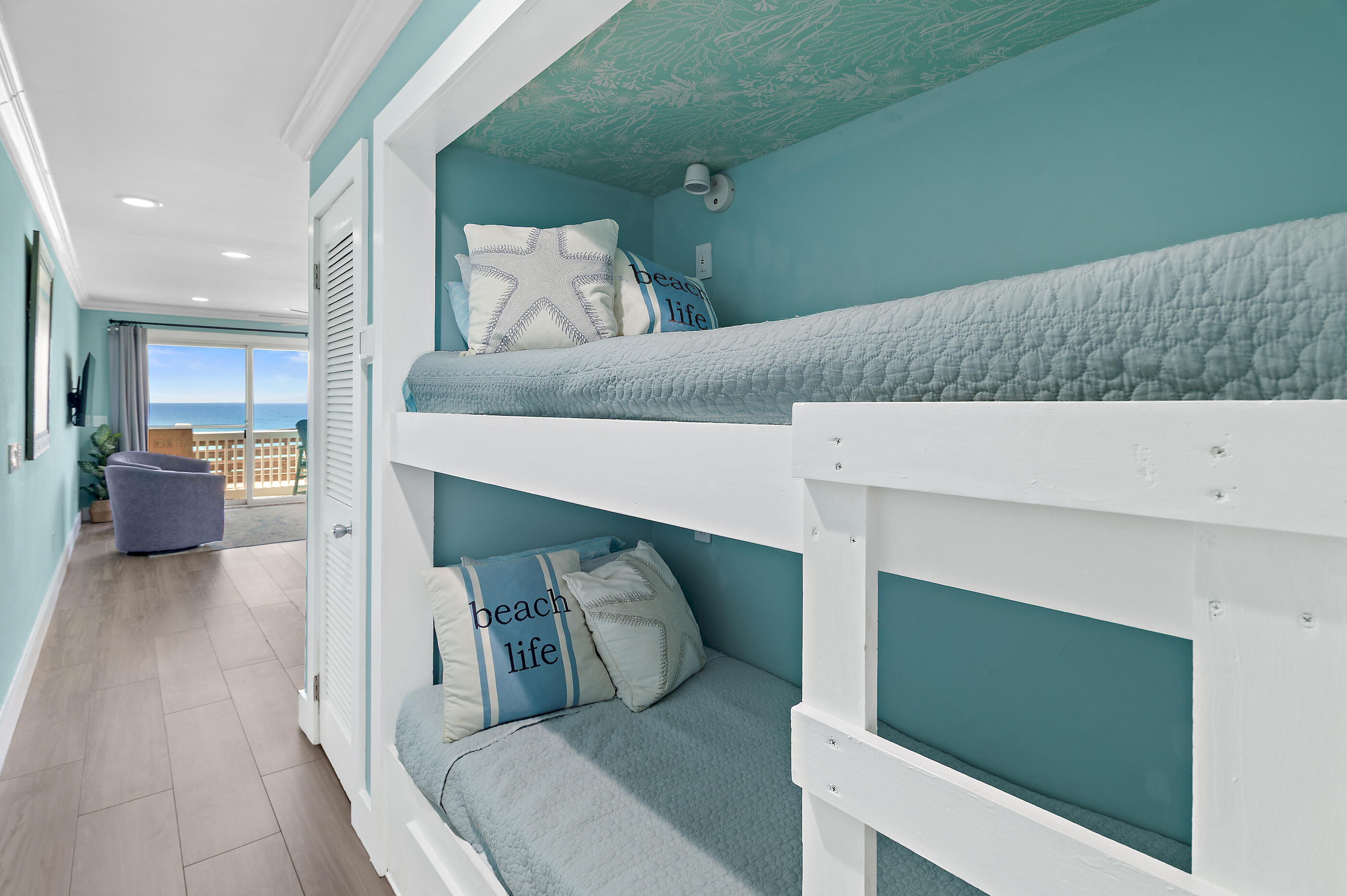MISTRAL CONDO - Residential