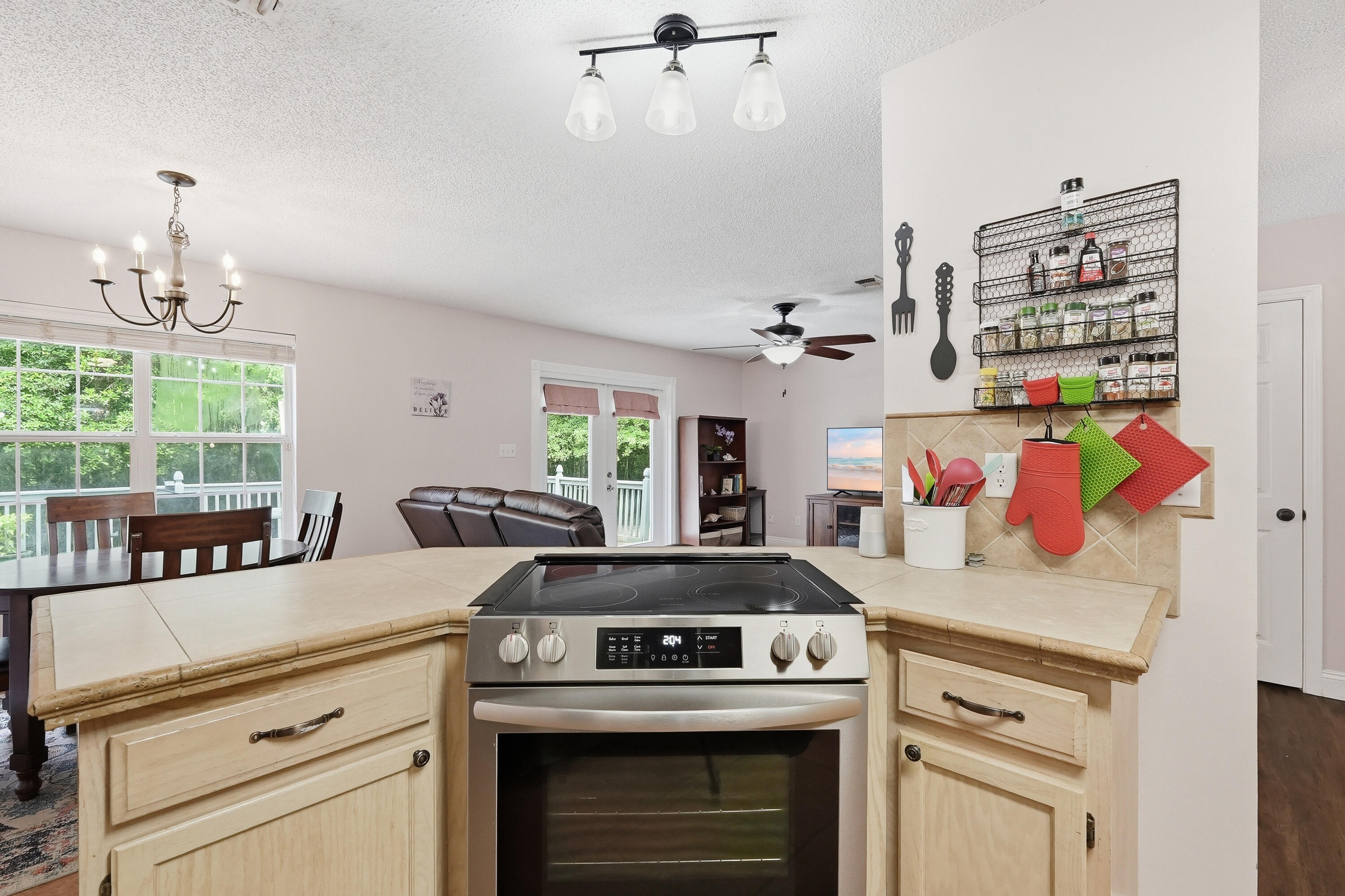 COUNTRYVIEW ESTATES - Residential
