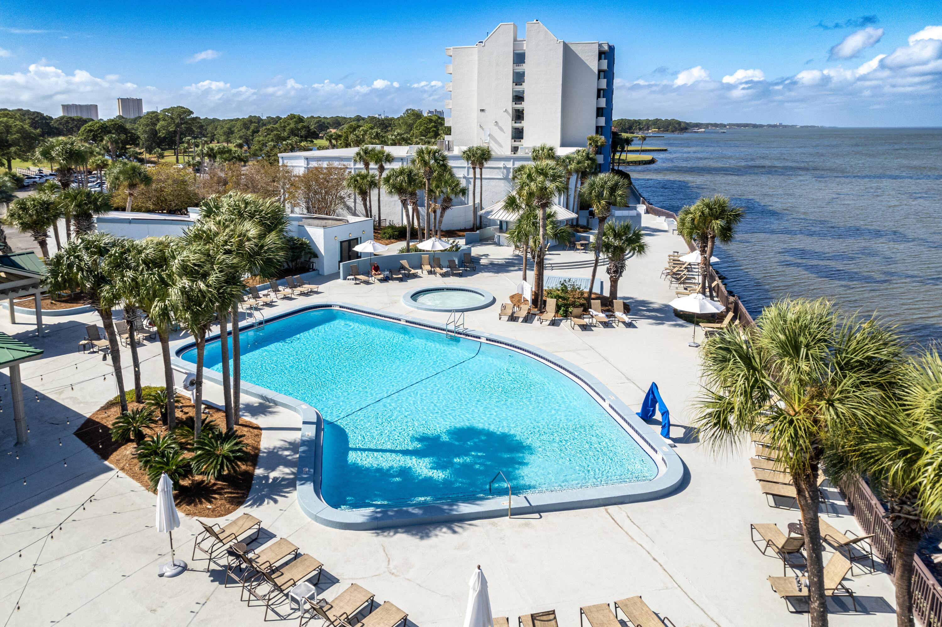 NORTHSHORE - Residential
