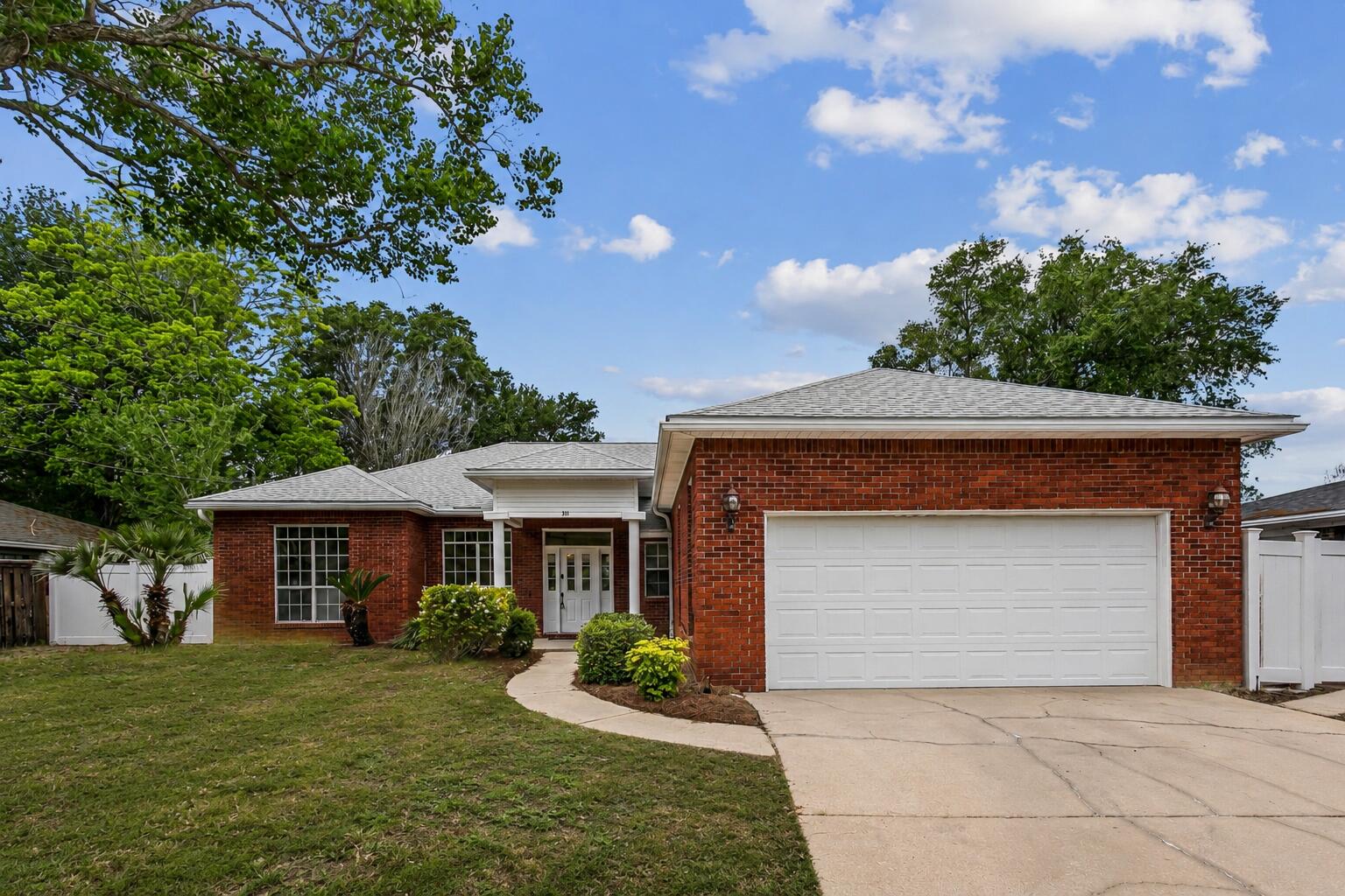 KELL-AIRE GARDENS - Residential
