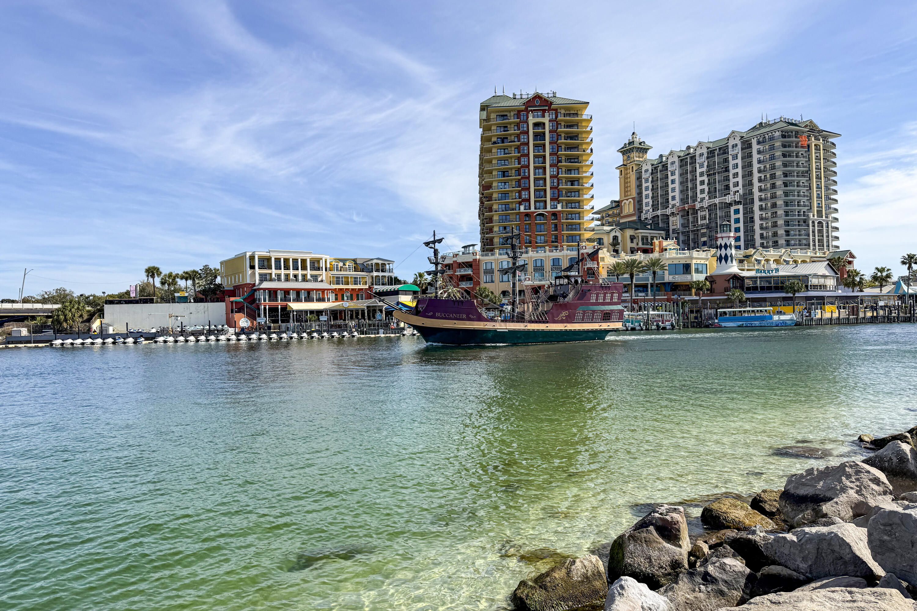 ISLANDER CONDO PH 2 - Residential