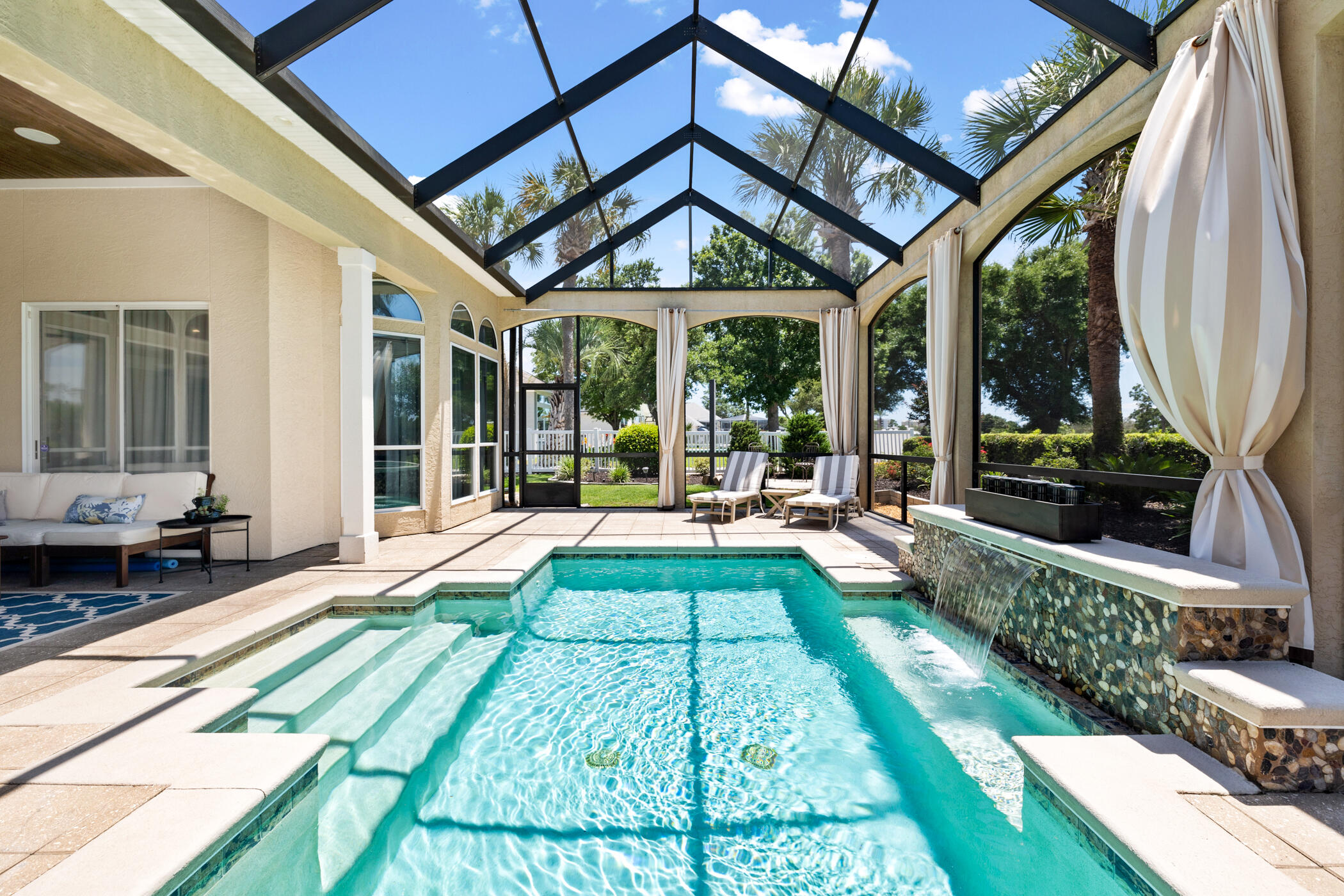 BAY POINT - Residential
