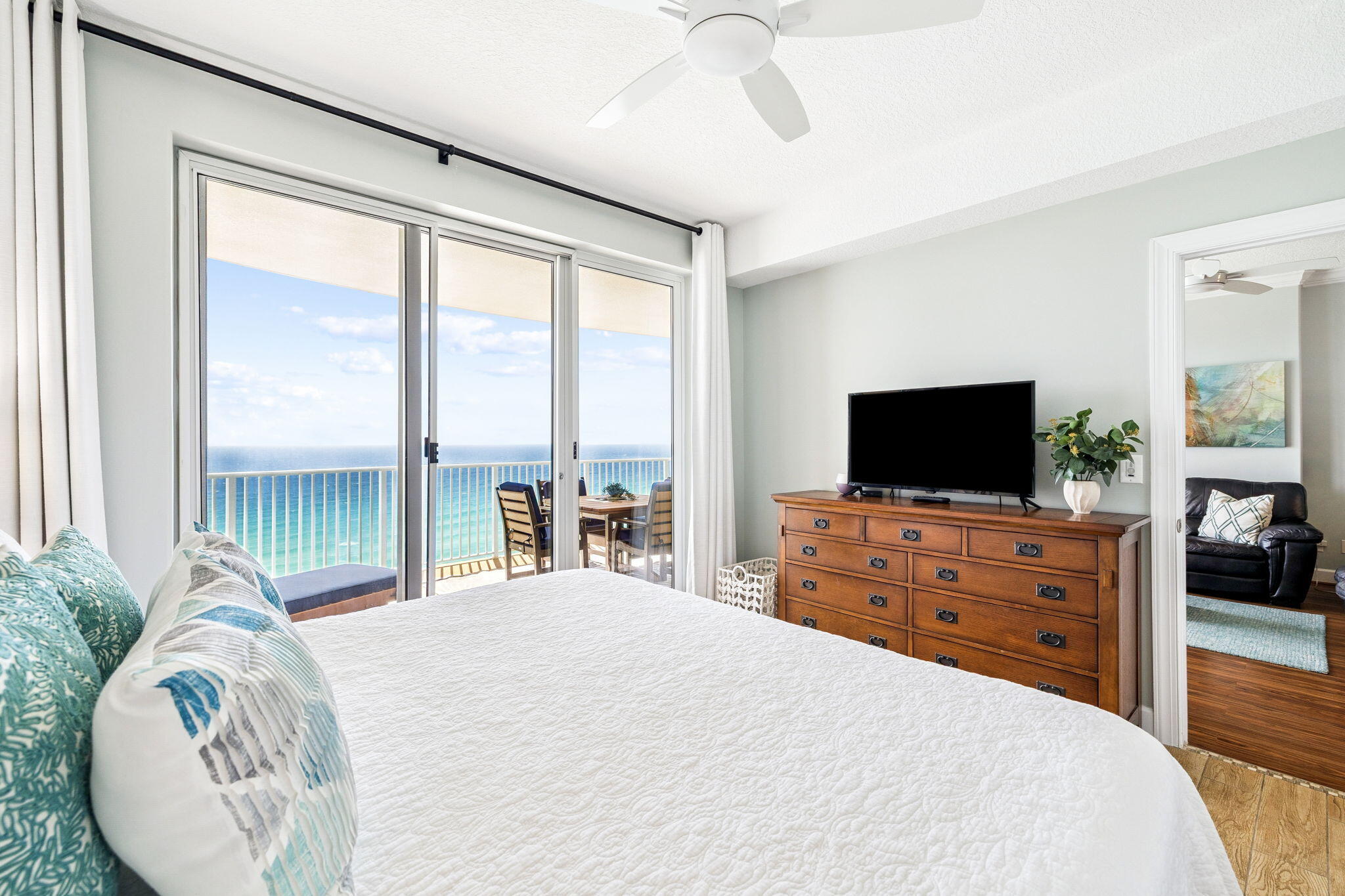 OCEAN VILLA - Residential