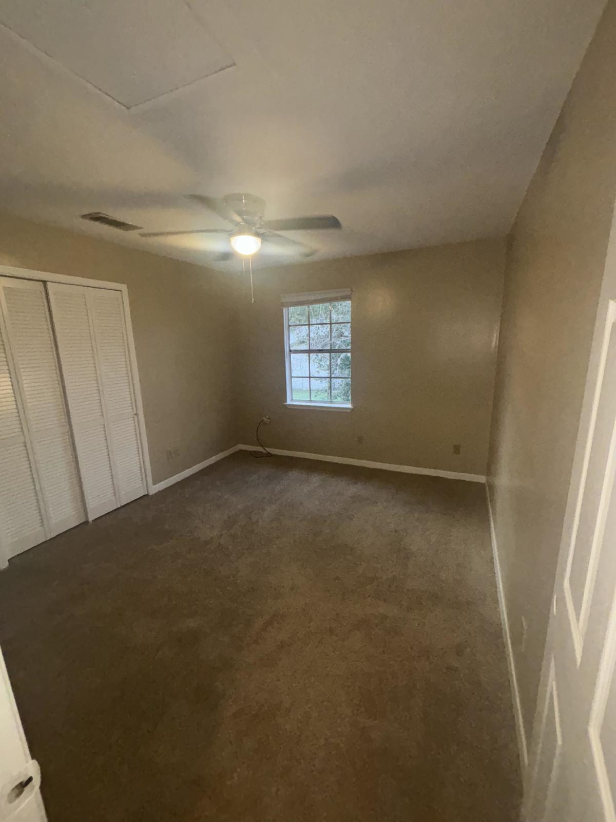 PINEHURST PARK - Residential Lease