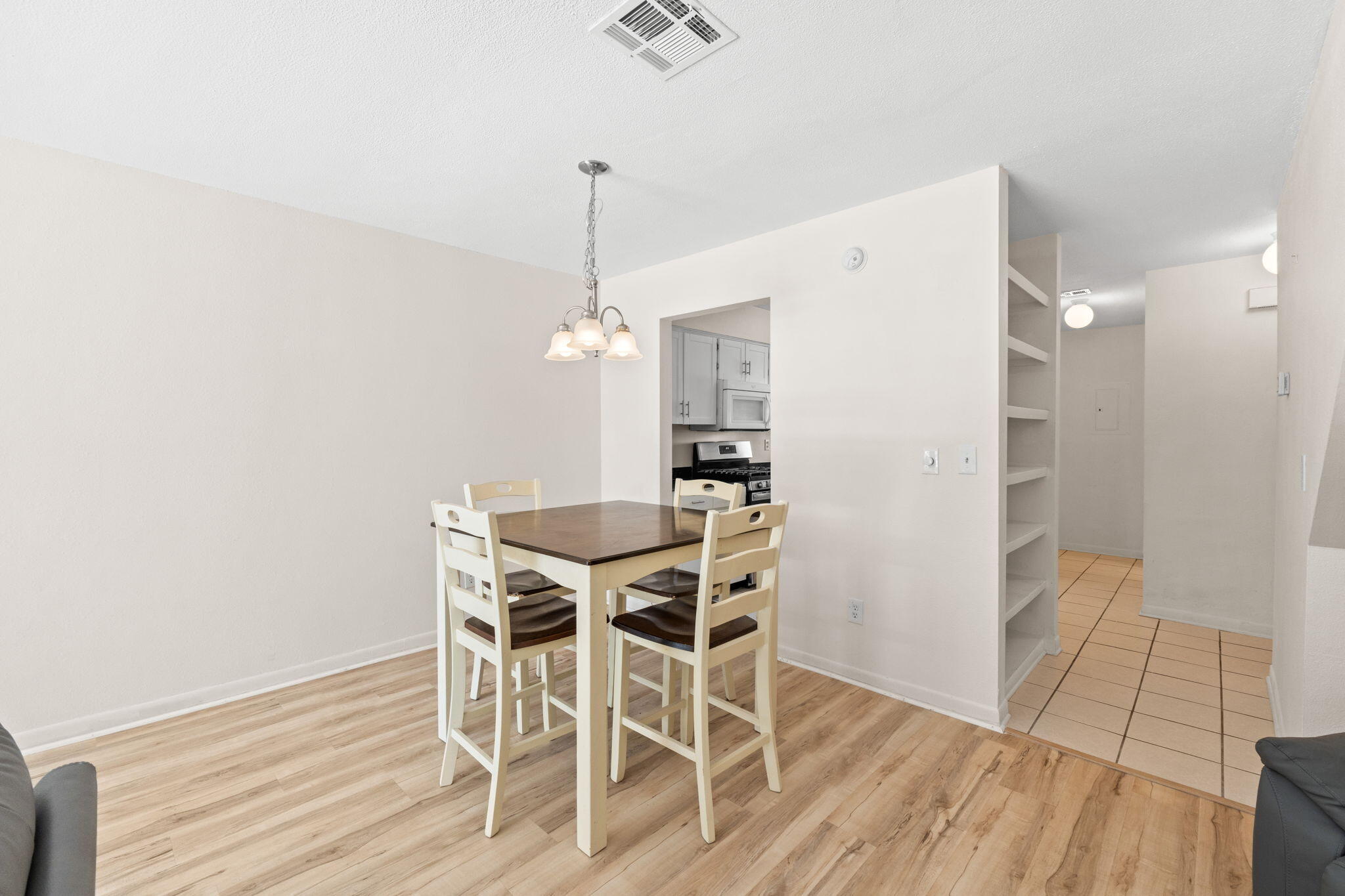 BEACHWALK CONDO - Residential Lease