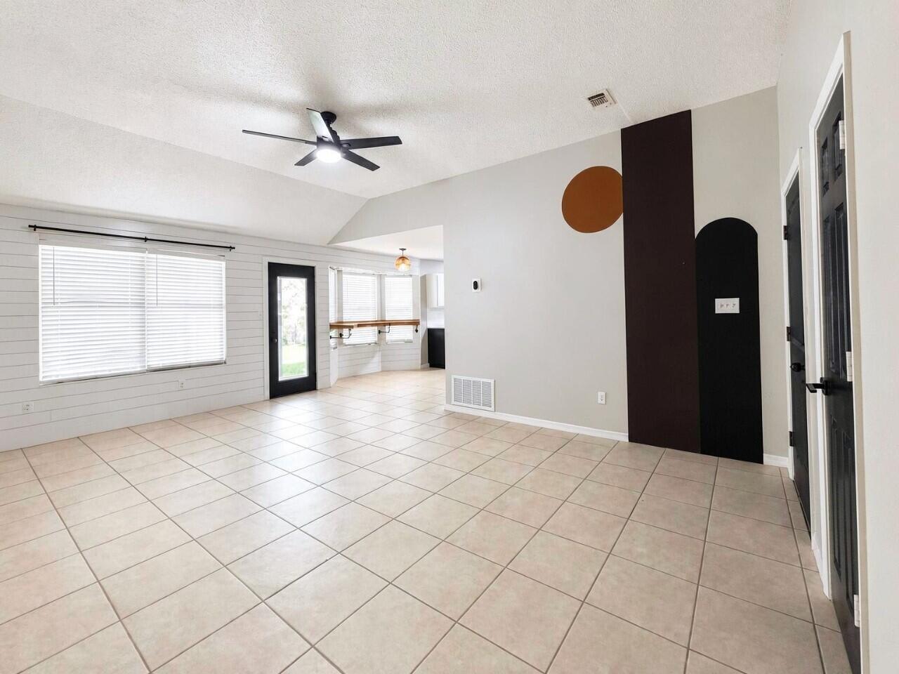 CARDINAL ESTATES - Residential