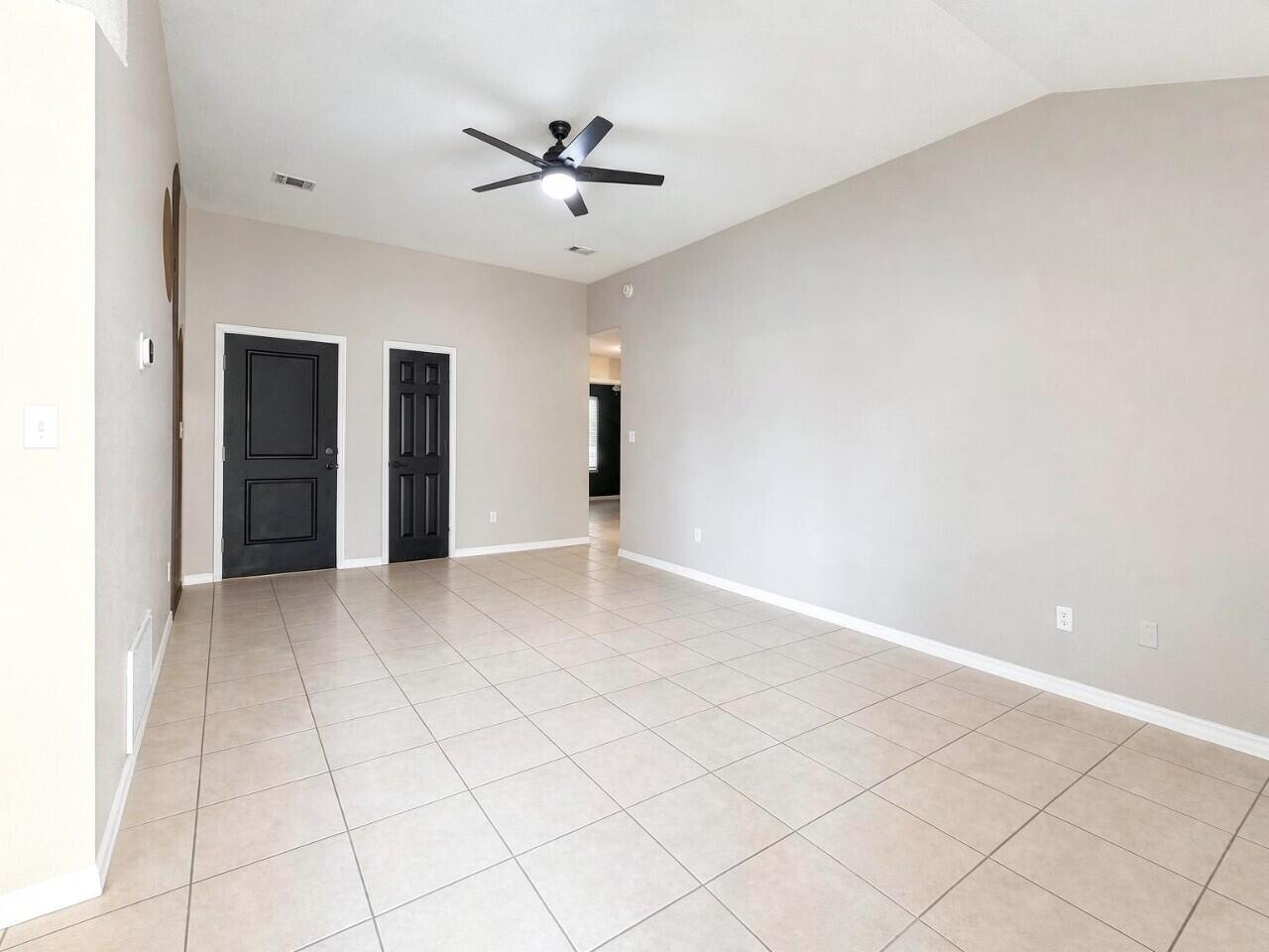CARDINAL ESTATES - Residential