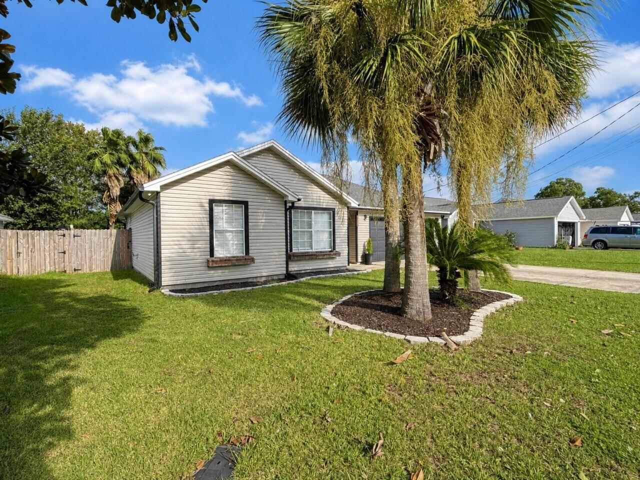 CARDINAL ESTATES - Residential