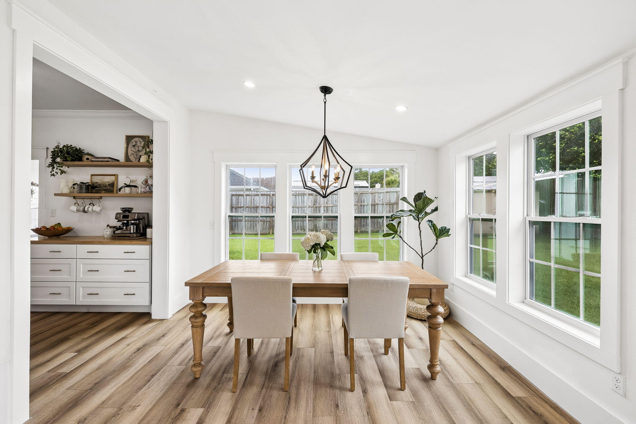HOLIDAY SHORES EST 4TH ADDN - Residential
