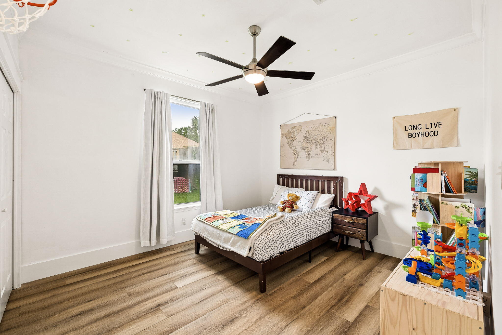 HOLIDAY SHORES EST 4TH ADDN - Residential