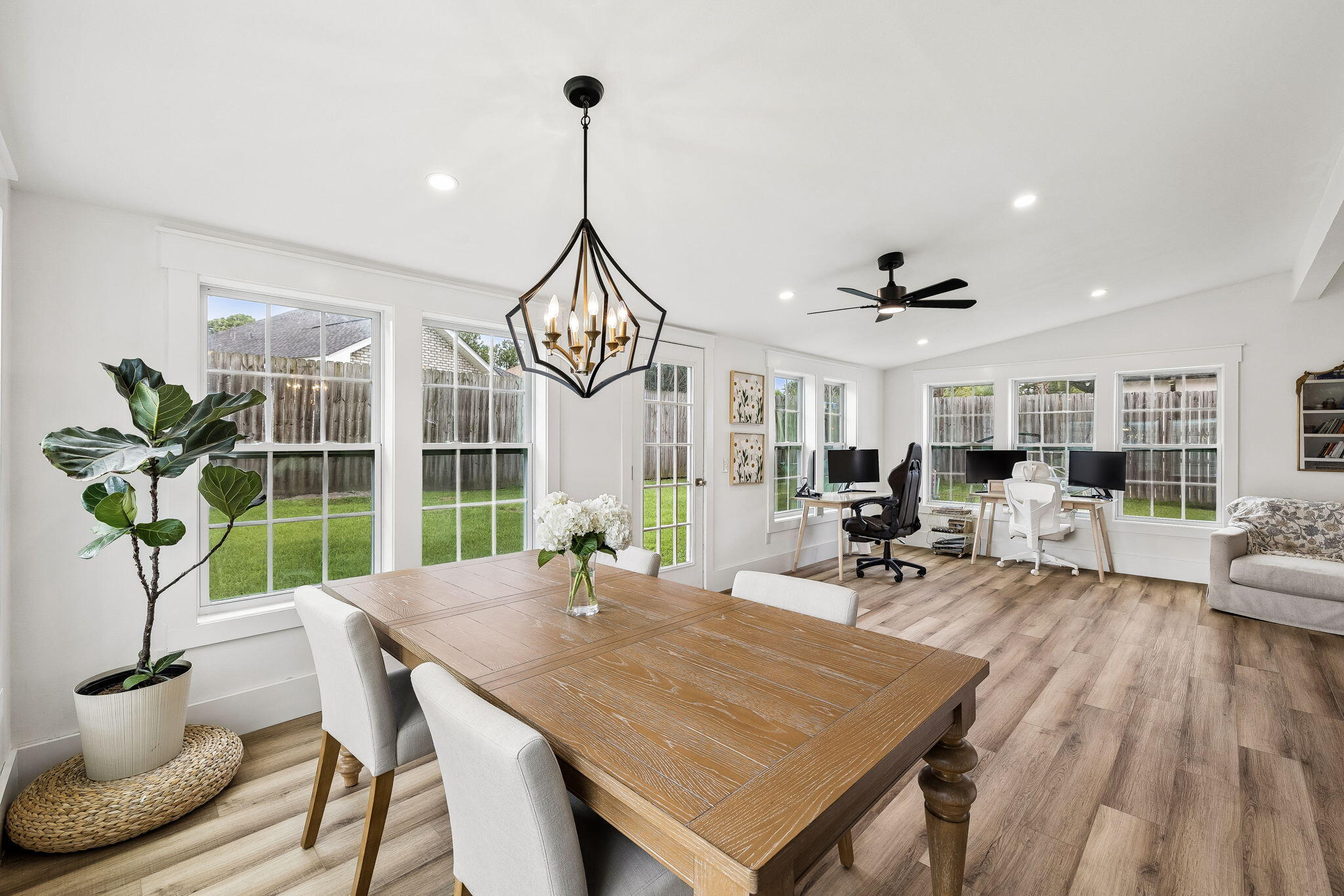 HOLIDAY SHORES EST 4TH ADDN - Residential