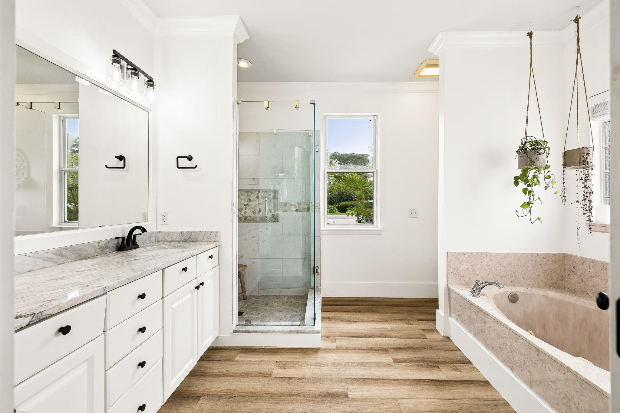 HOLIDAY SHORES EST 4TH ADDN - Residential