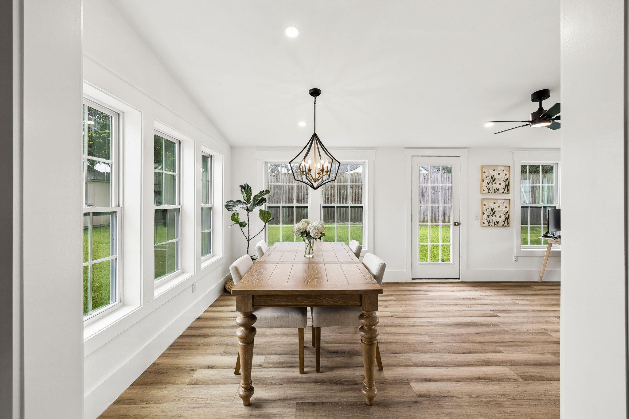 HOLIDAY SHORES EST 4TH ADDN - Residential