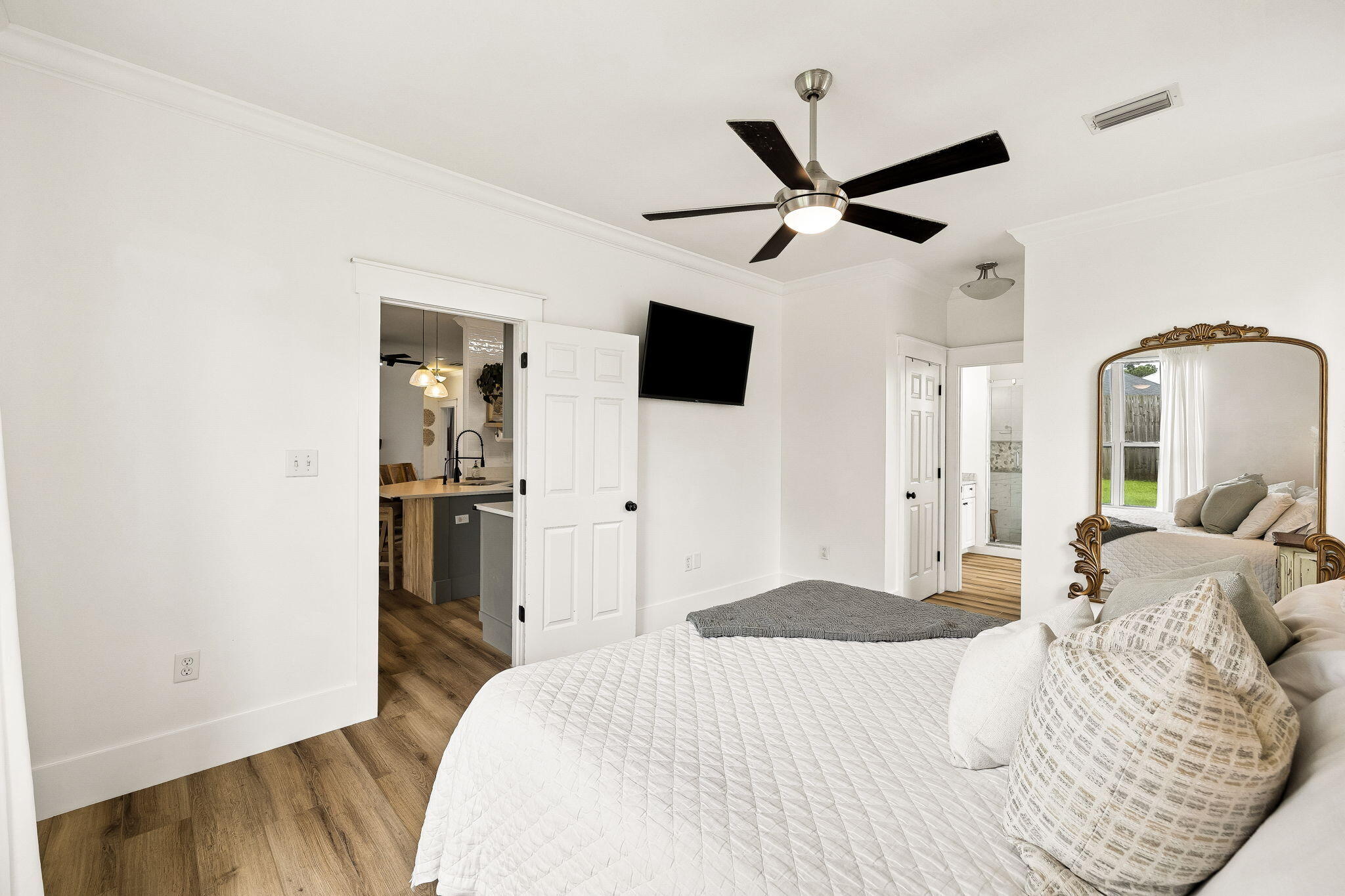 HOLIDAY SHORES EST 4TH ADDN - Residential