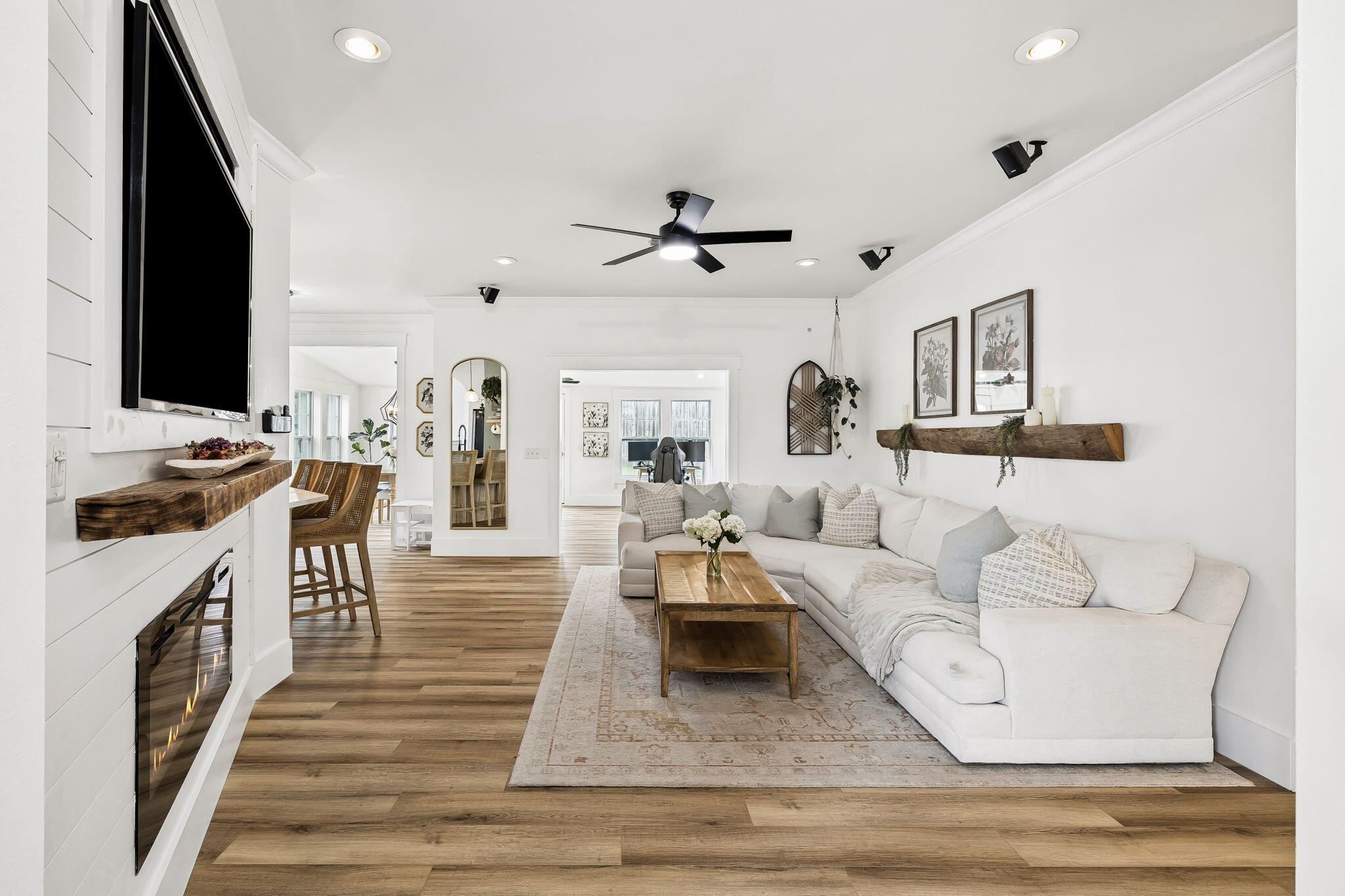 HOLIDAY SHORES EST 4TH ADDN - Residential