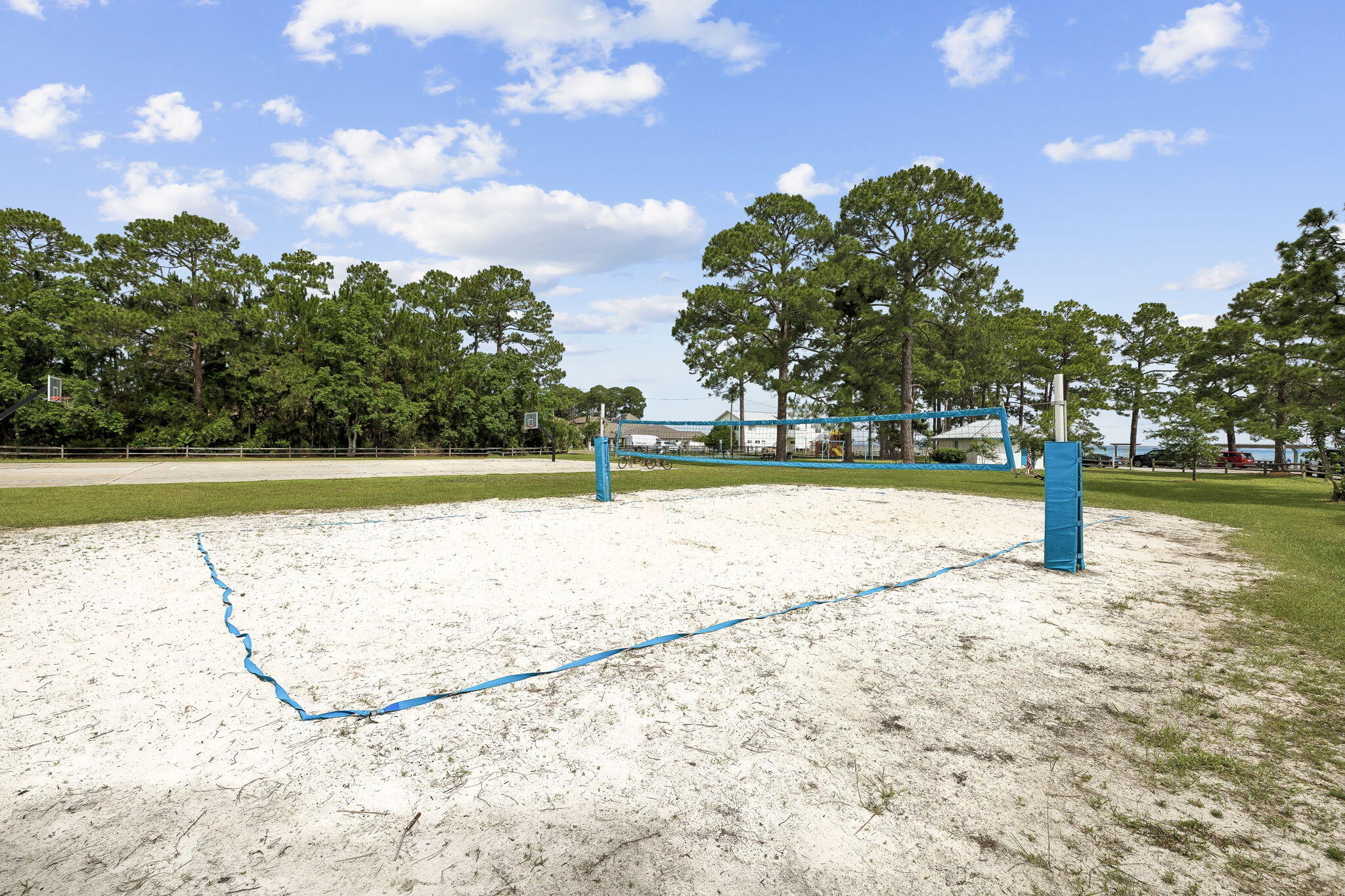 HOLIDAY SHORES EST 4TH ADDN - Residential