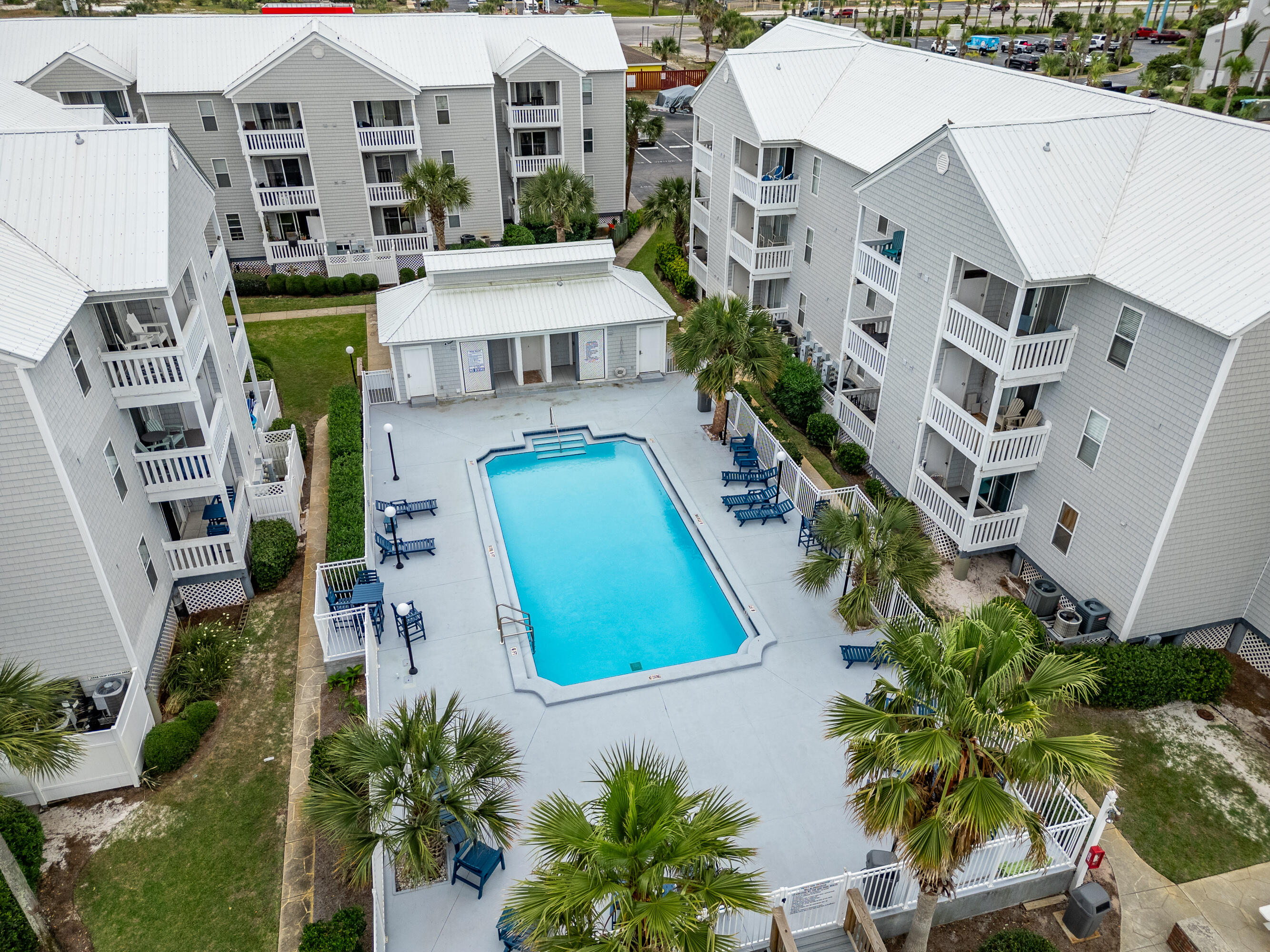 HERMITAGE CONDOMINIUM - Residential