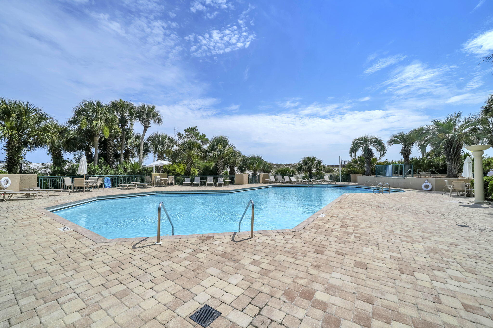 SOUTHWINDS I AT SANDESTIN - Residential
