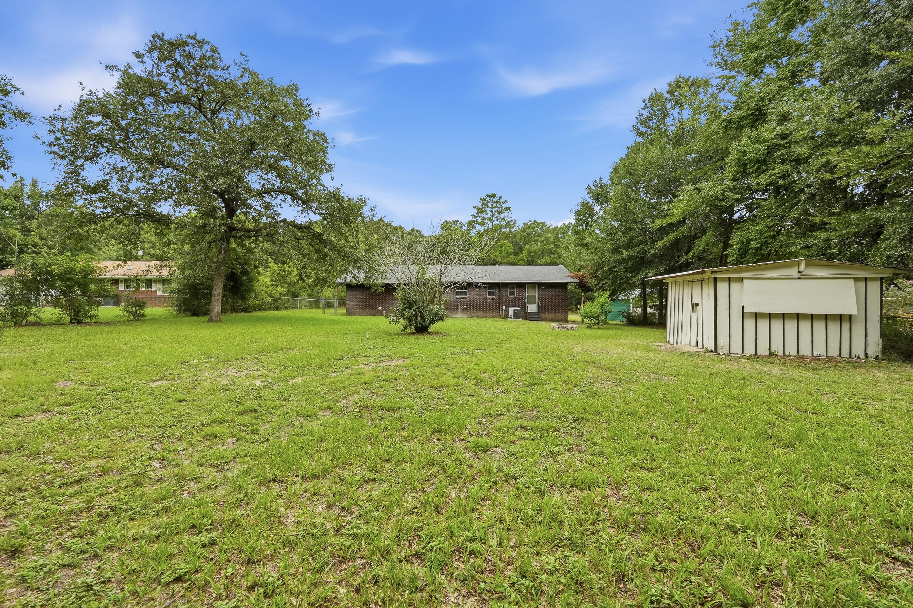 ADAMS POWELL EAST - Residential