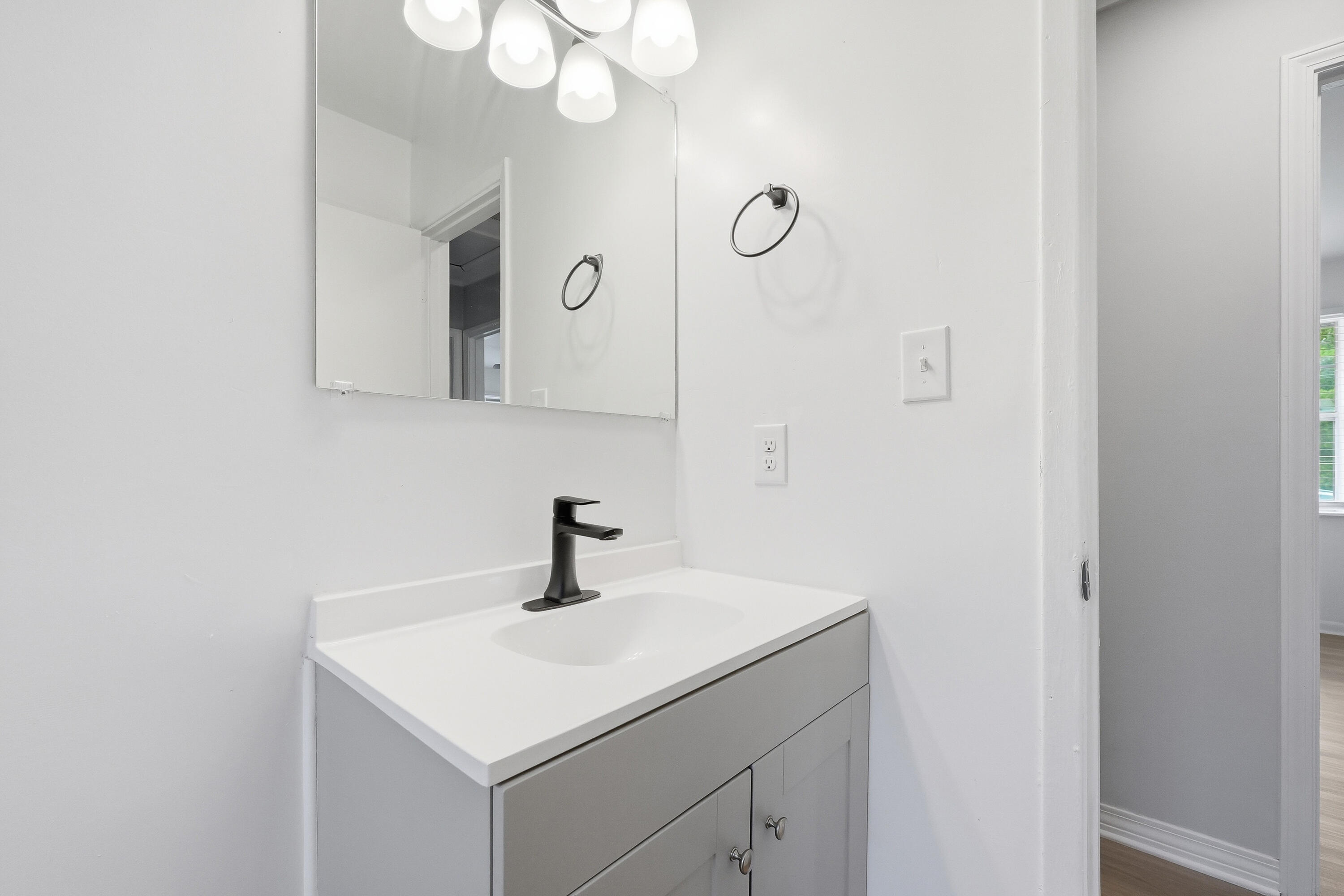 ADAMS POWELL EAST - Residential