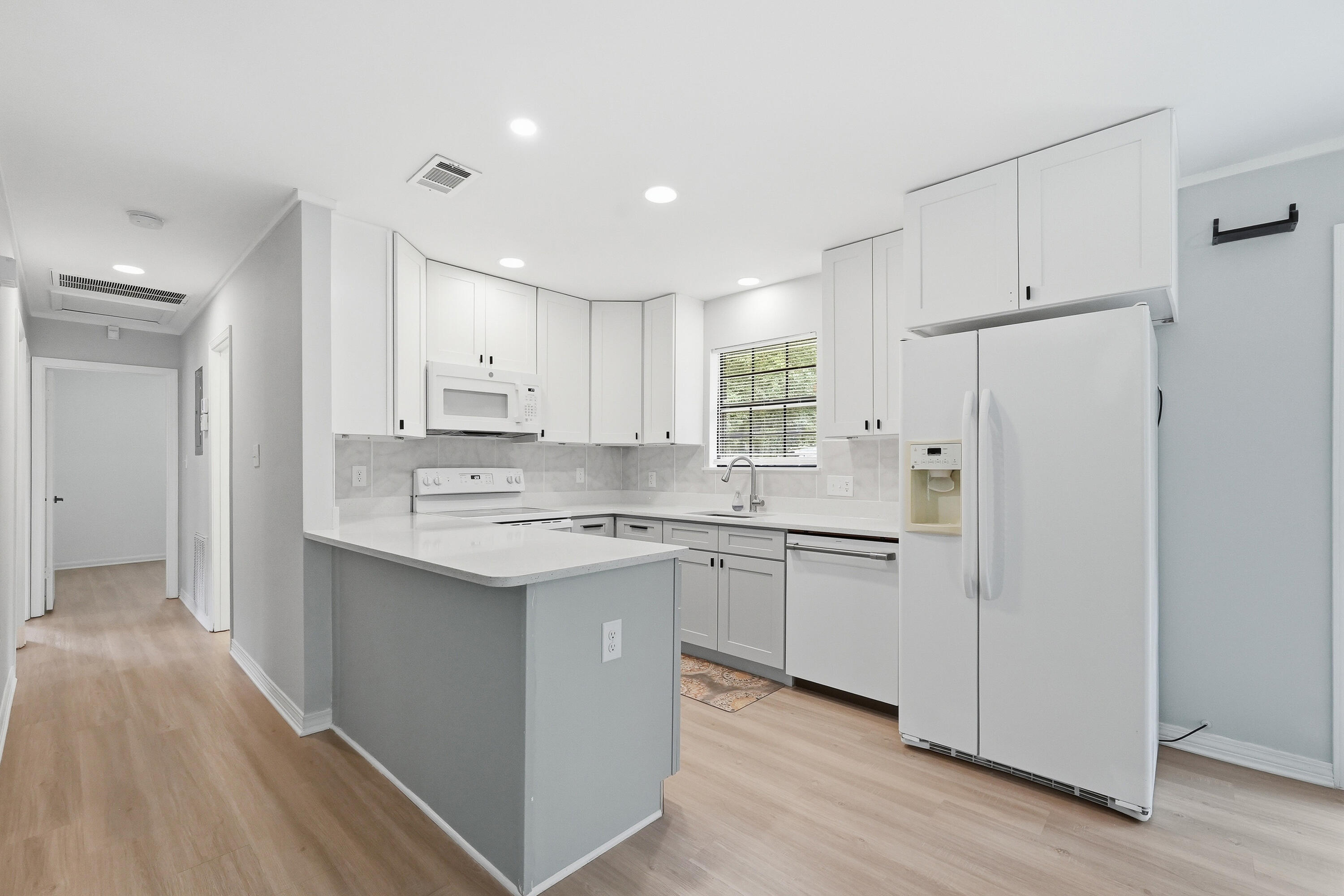 ADAMS POWELL EAST - Residential