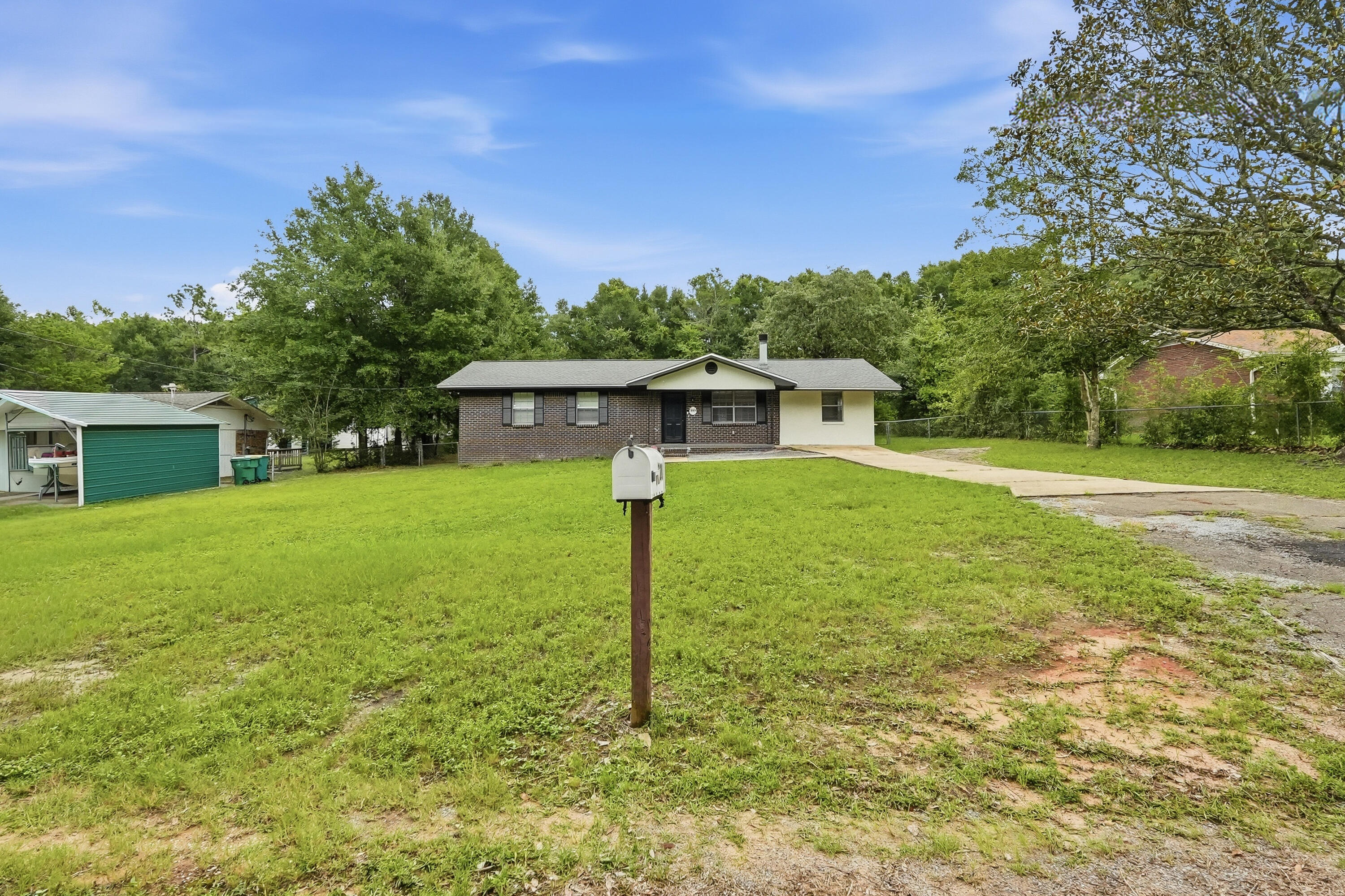 ADAMS POWELL EAST - Residential