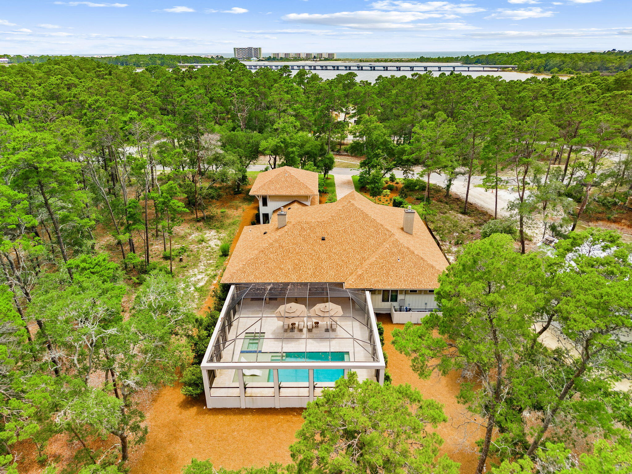 WILD HERON - Residential