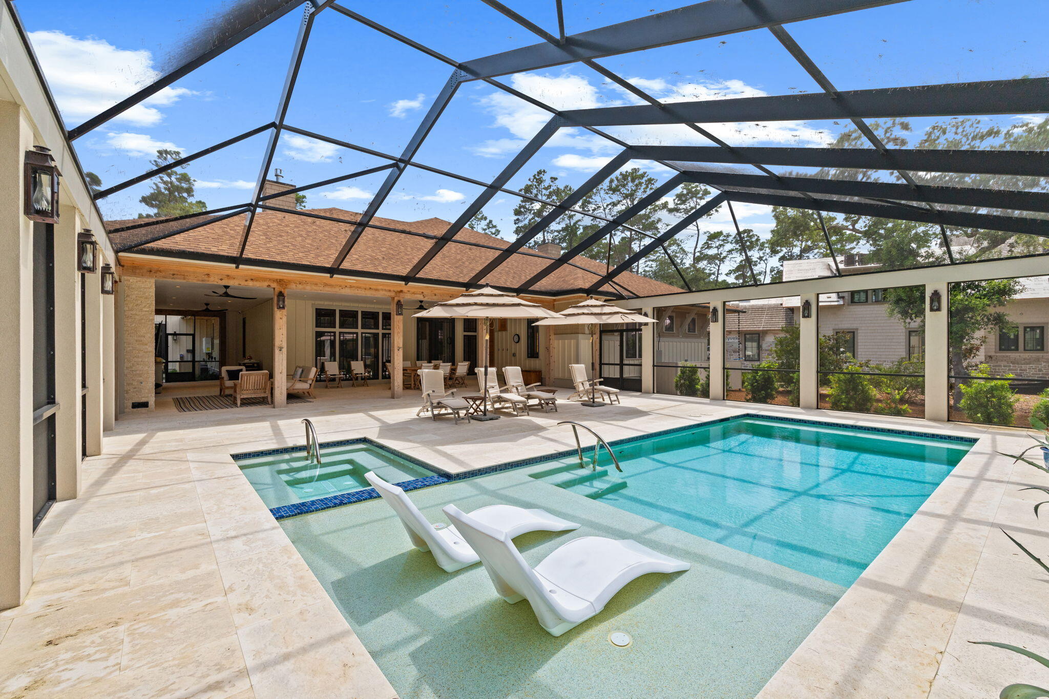 WILD HERON - Residential