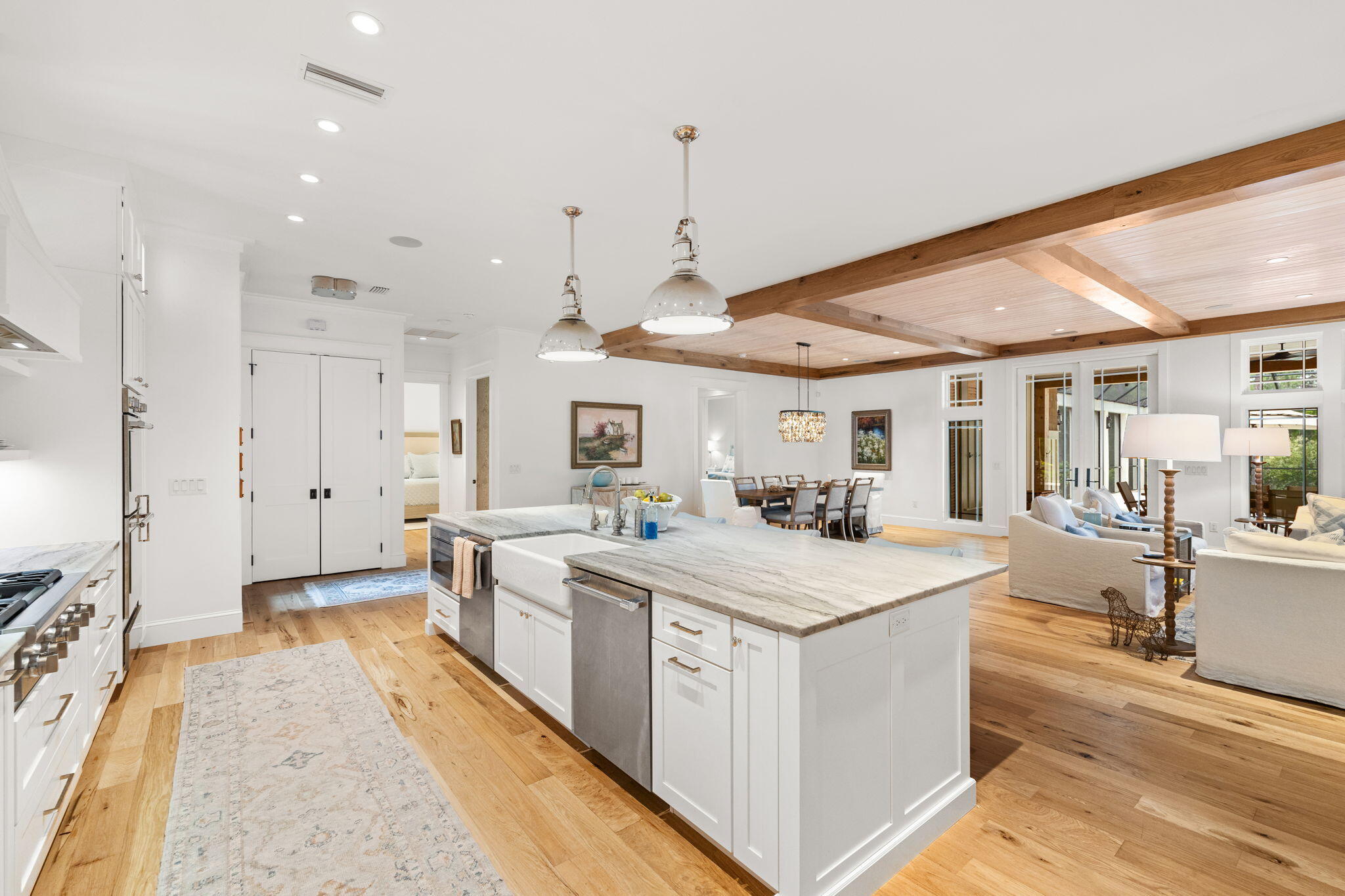 WILD HERON - Residential